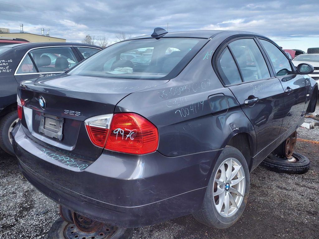 BMW 323 2007