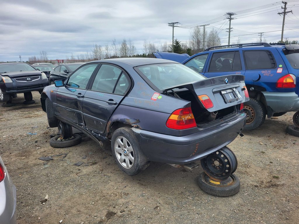BMW 325 2003