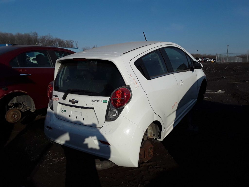 CHEVROLET SPARK 2015