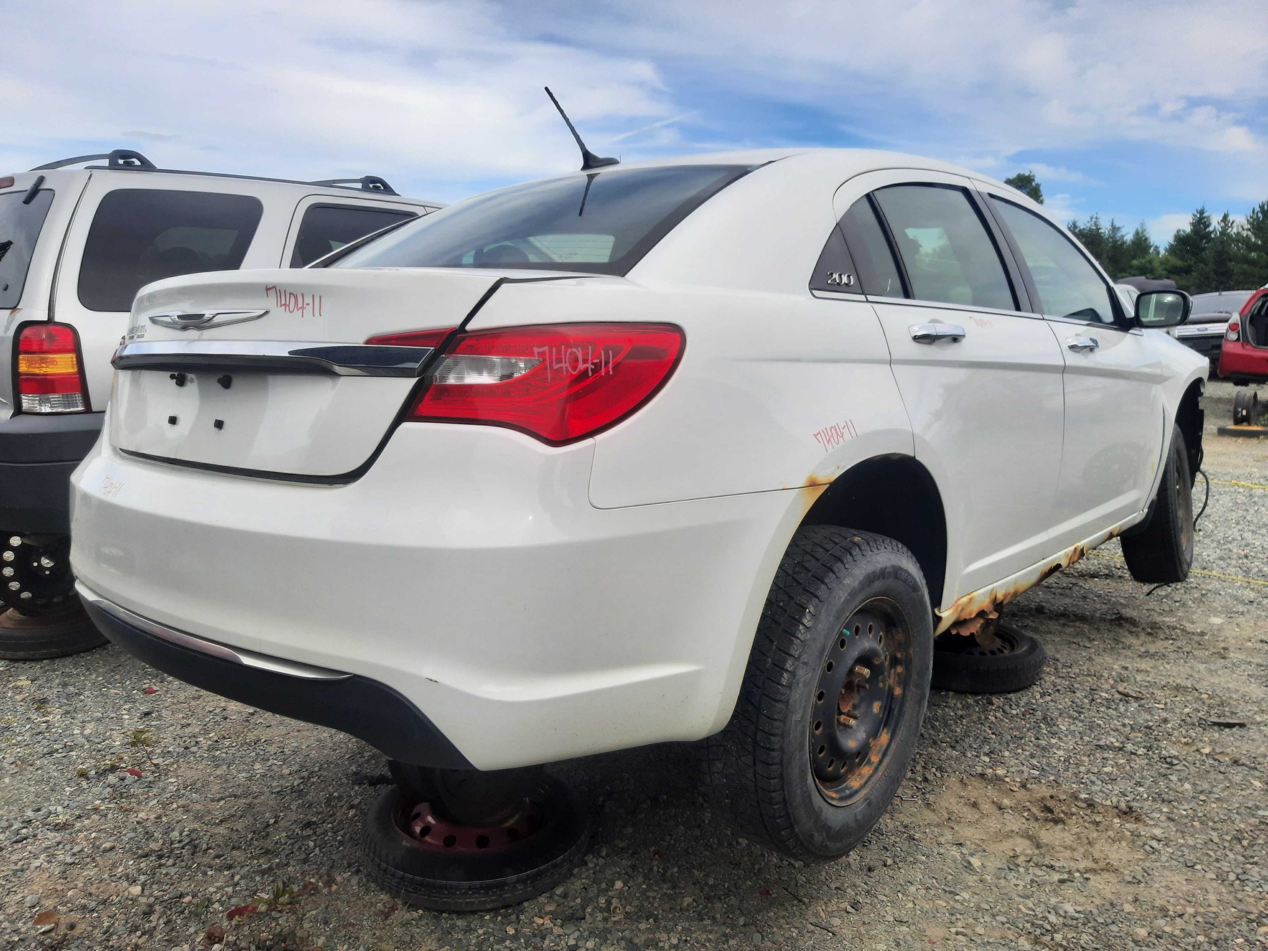 CHRYSLER 200 2011