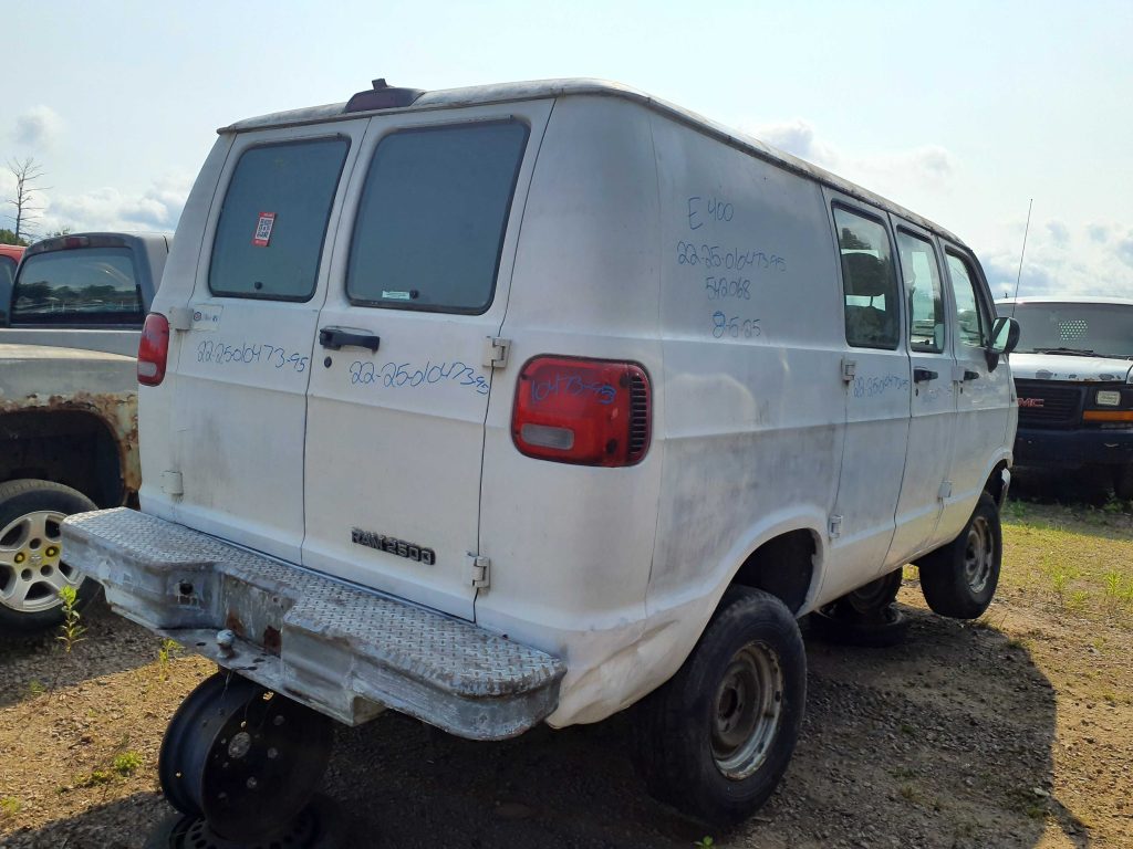 DODGE RAM VAN 1995