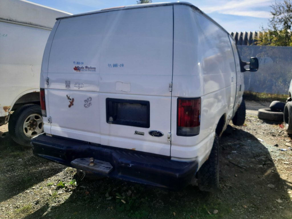 FORD ECONOLINE 2009