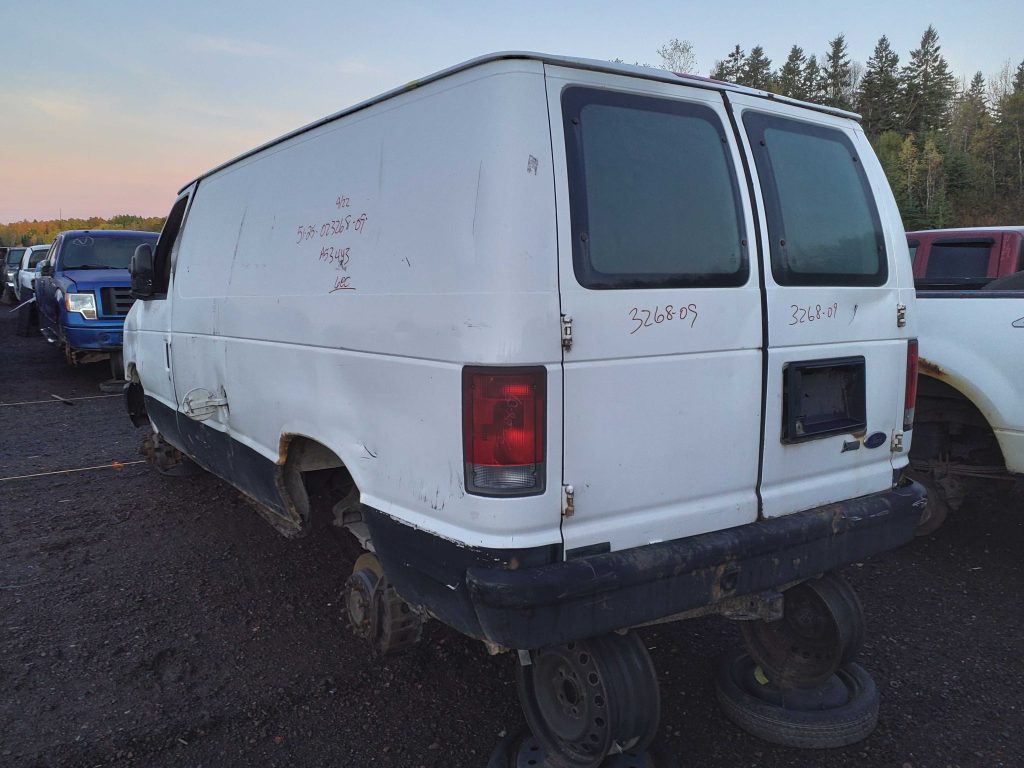 FORD ECONOLINE 2009