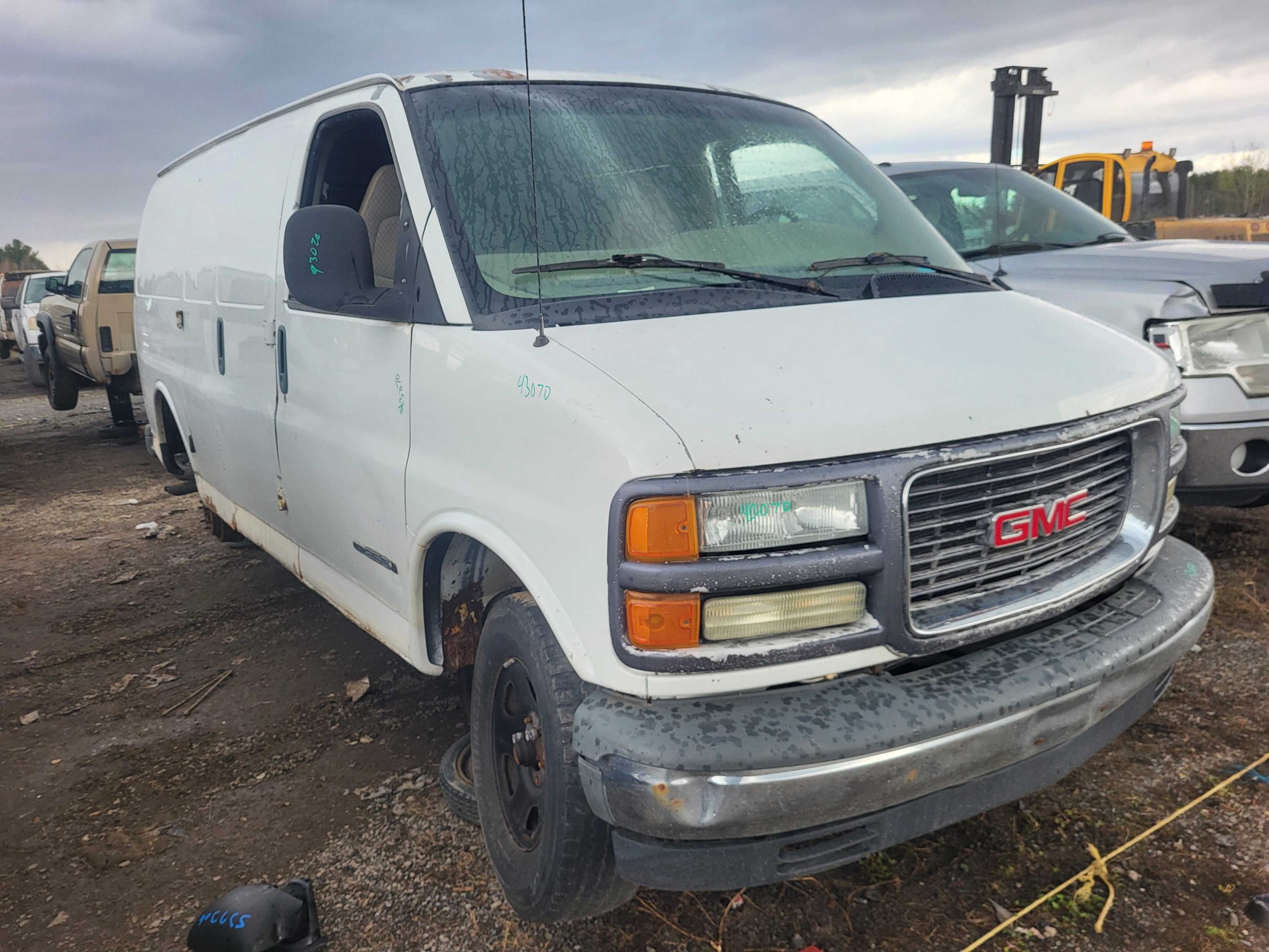 GMC SAVANA CARGO 2002