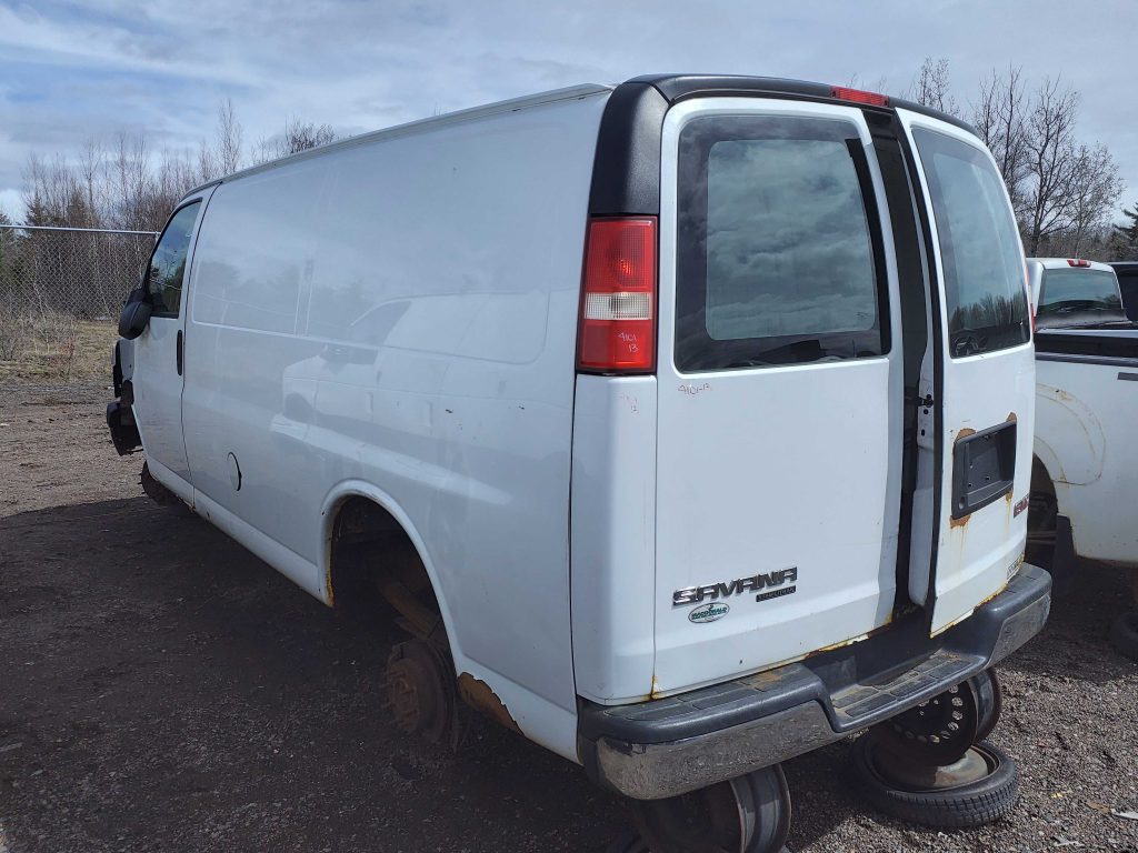 GMC SAVANA CARGO 2013