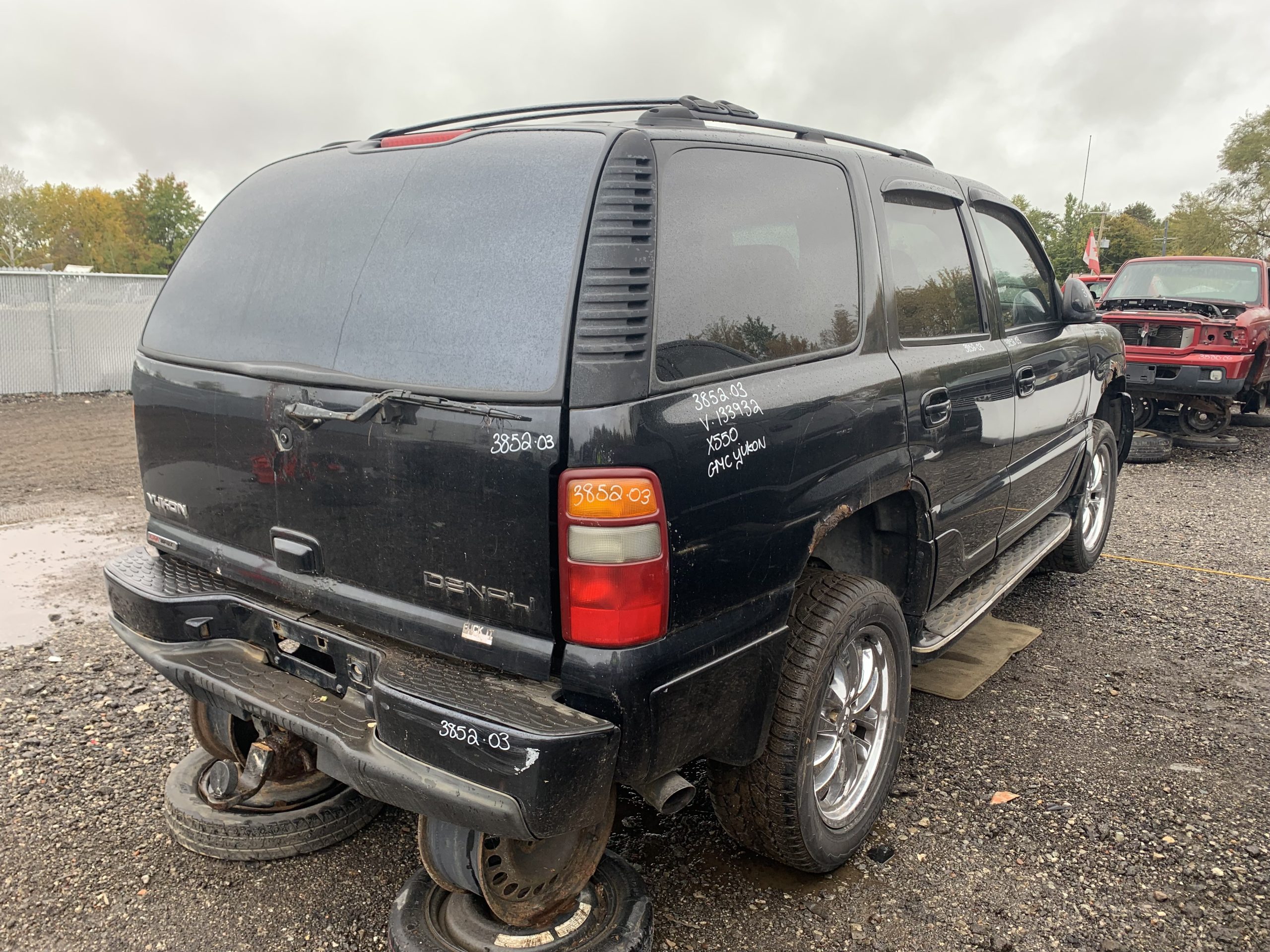 GMC YUKON 2003