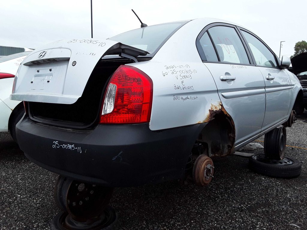 HYUNDAI ACCENT 2010