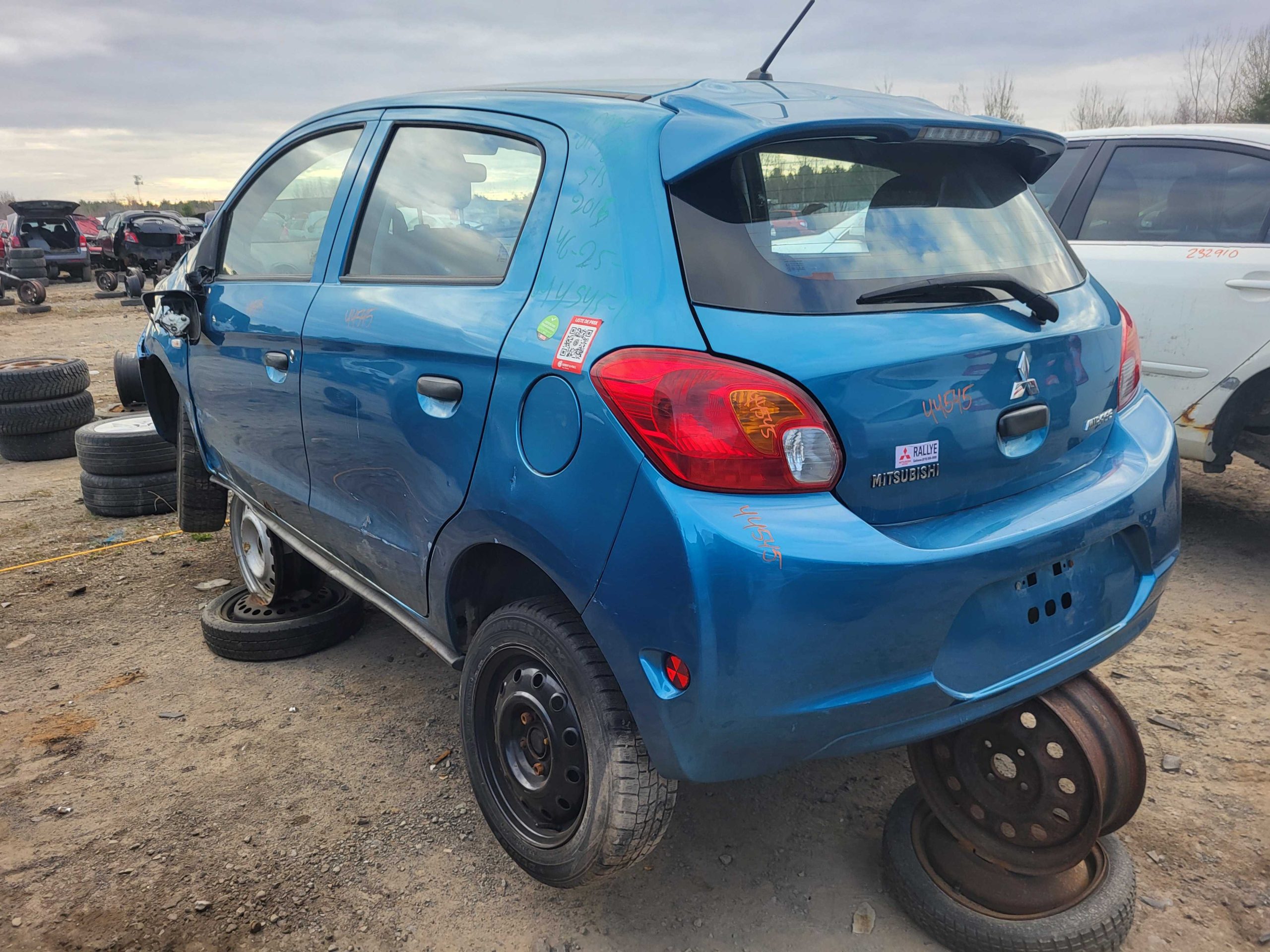 MITSUBISHI MIRAGE 2015
