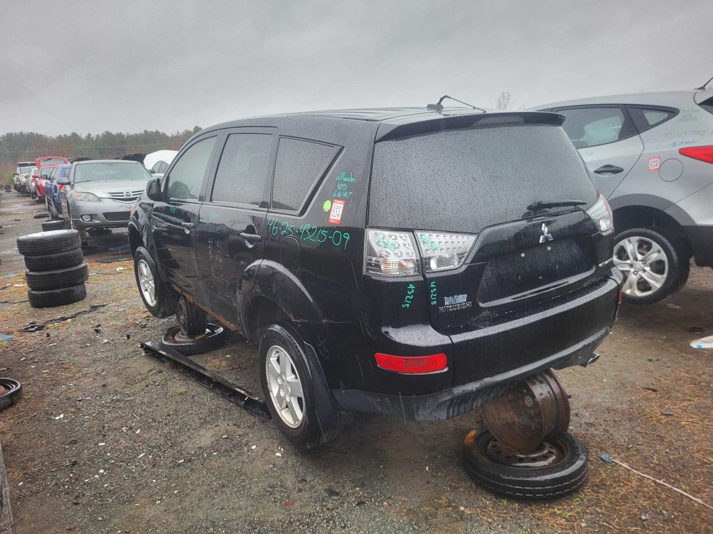 MITSUBISHI OUTLANDER 2009
