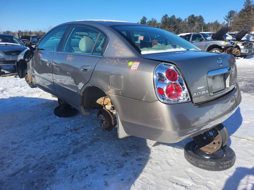 NISSAN ALTIMA 2005