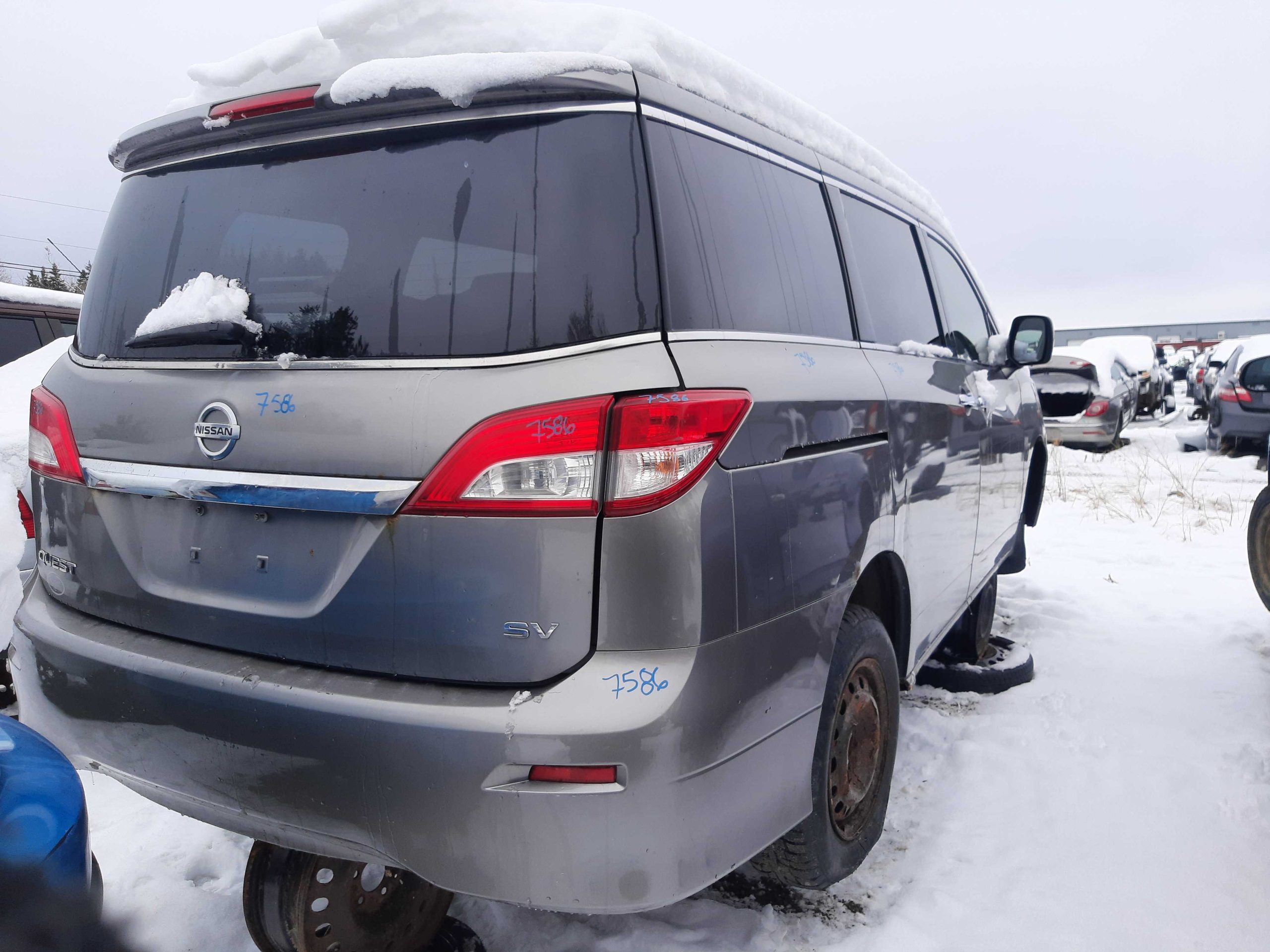 NISSAN QUEST 2013