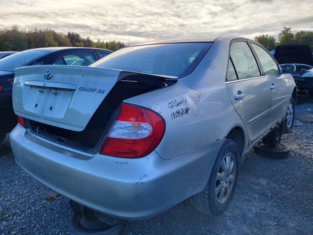 TOYOTA CAMRY 2002