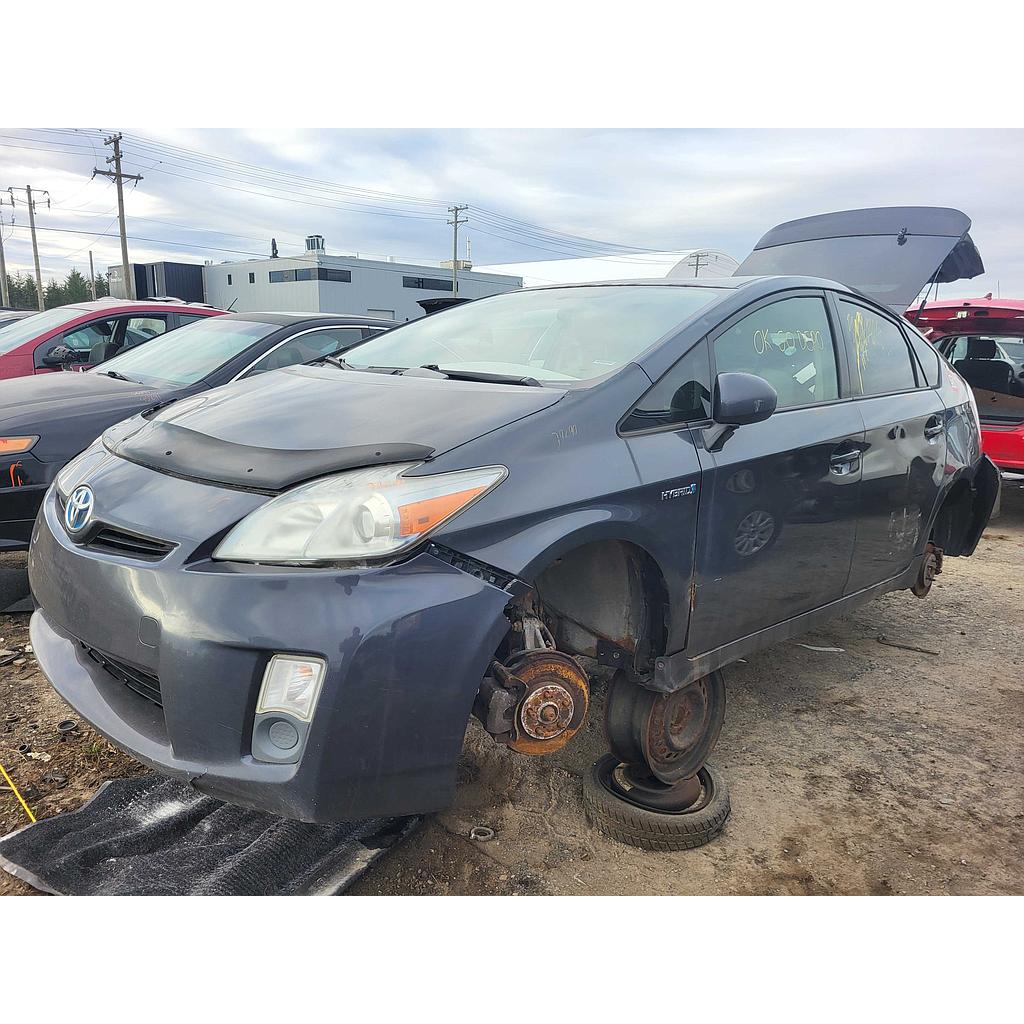 TOYOTA PRIUS 2010