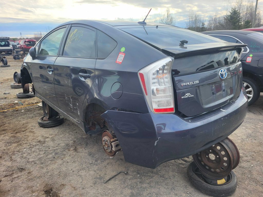 TOYOTA PRIUS 2010