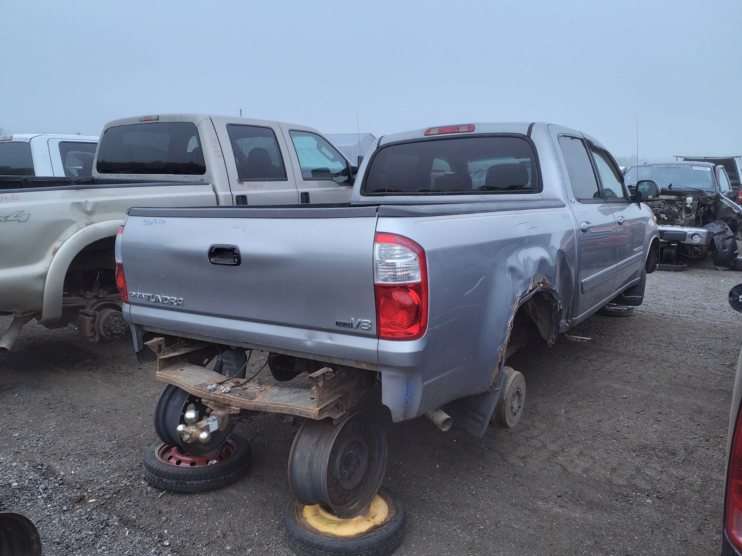 TOYOTA TUNDRA 2004