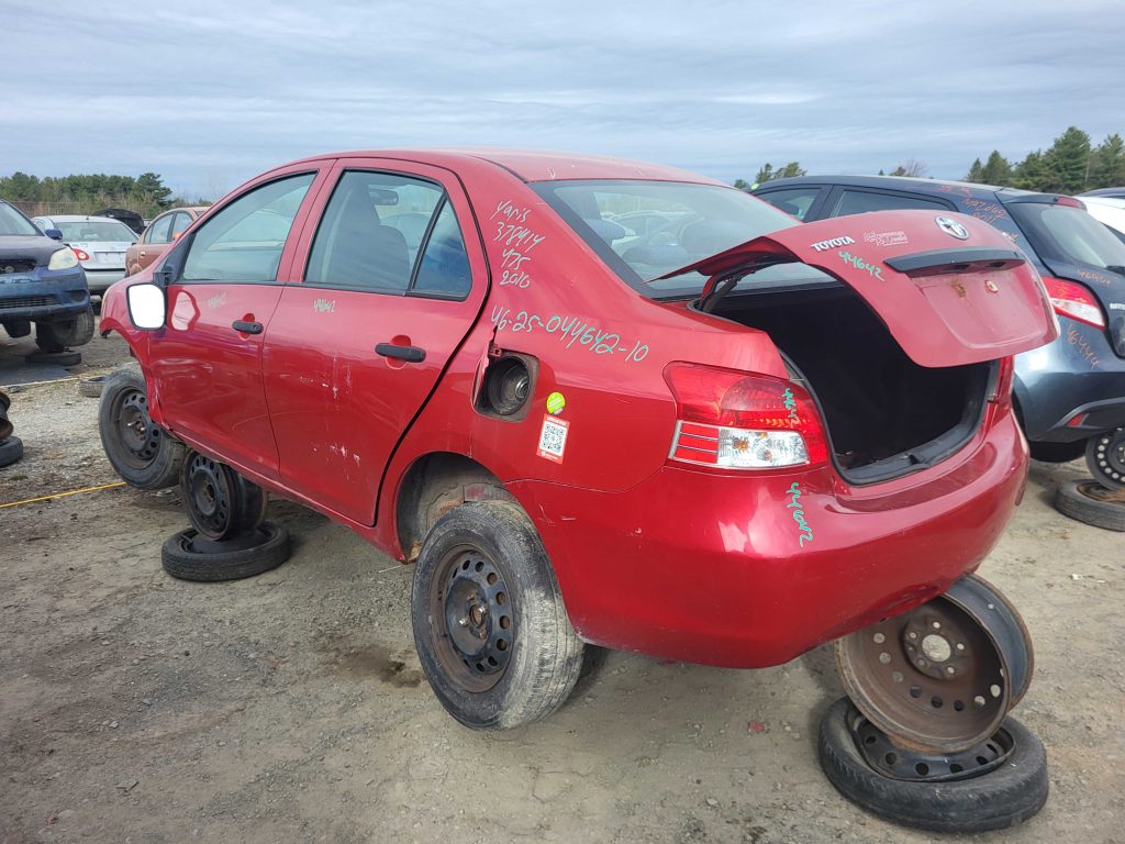 TOYOTA YARIS 2010