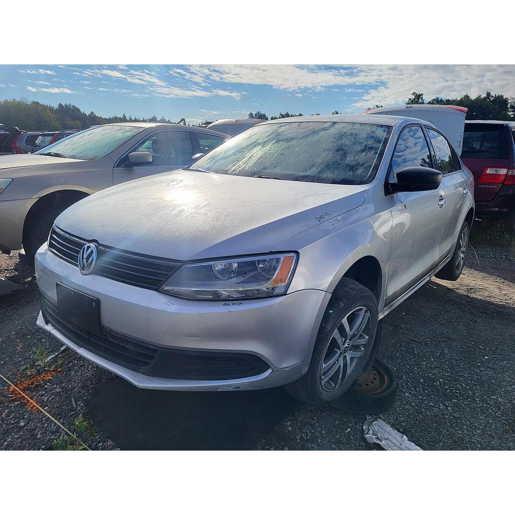 VOLKSWAGEN JETTA 2013