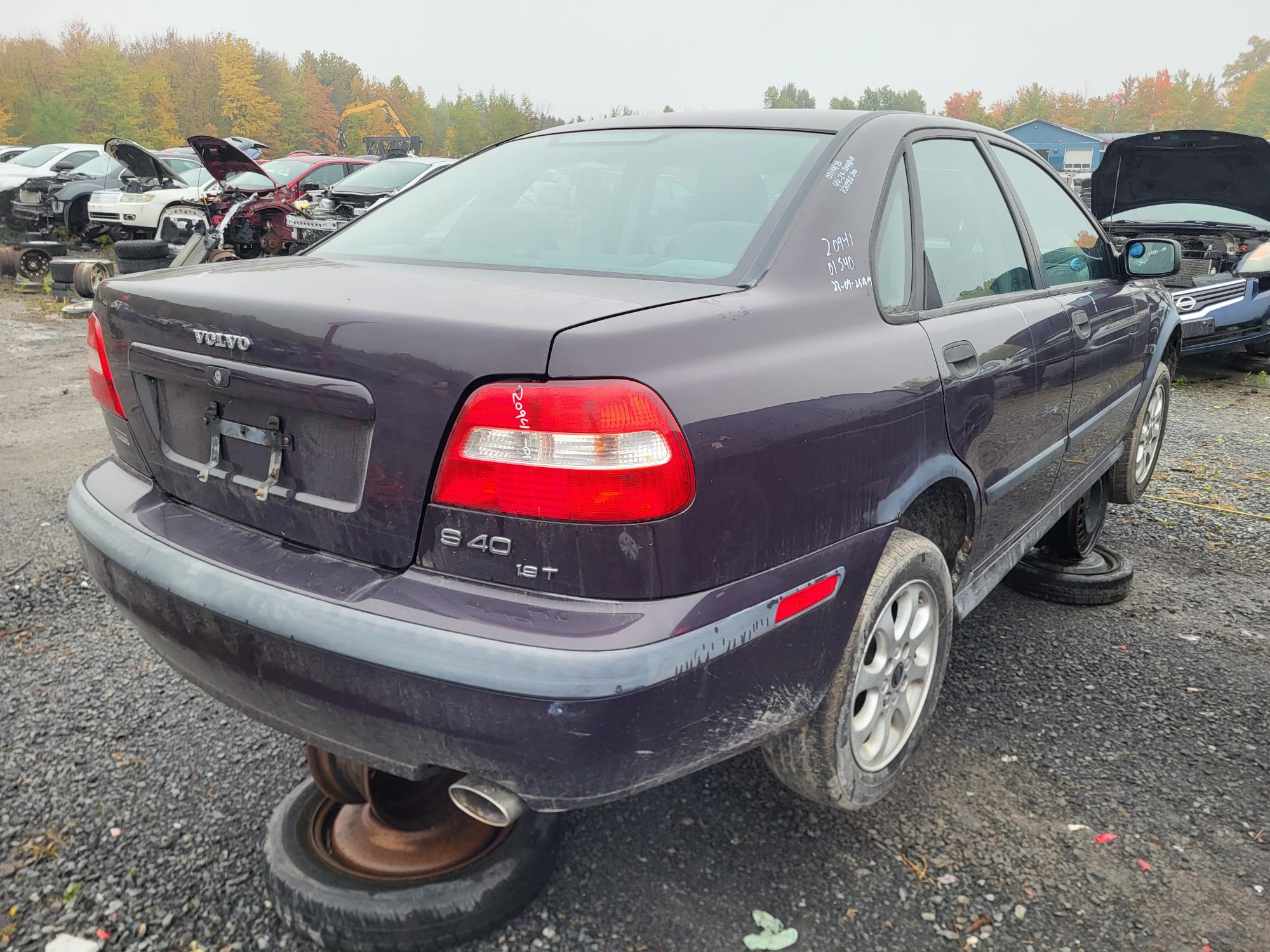 VOLVO S40 2001