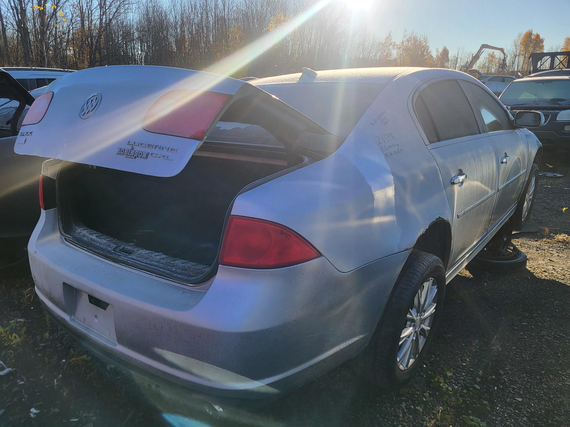 BUICK LUCERNE 2011
