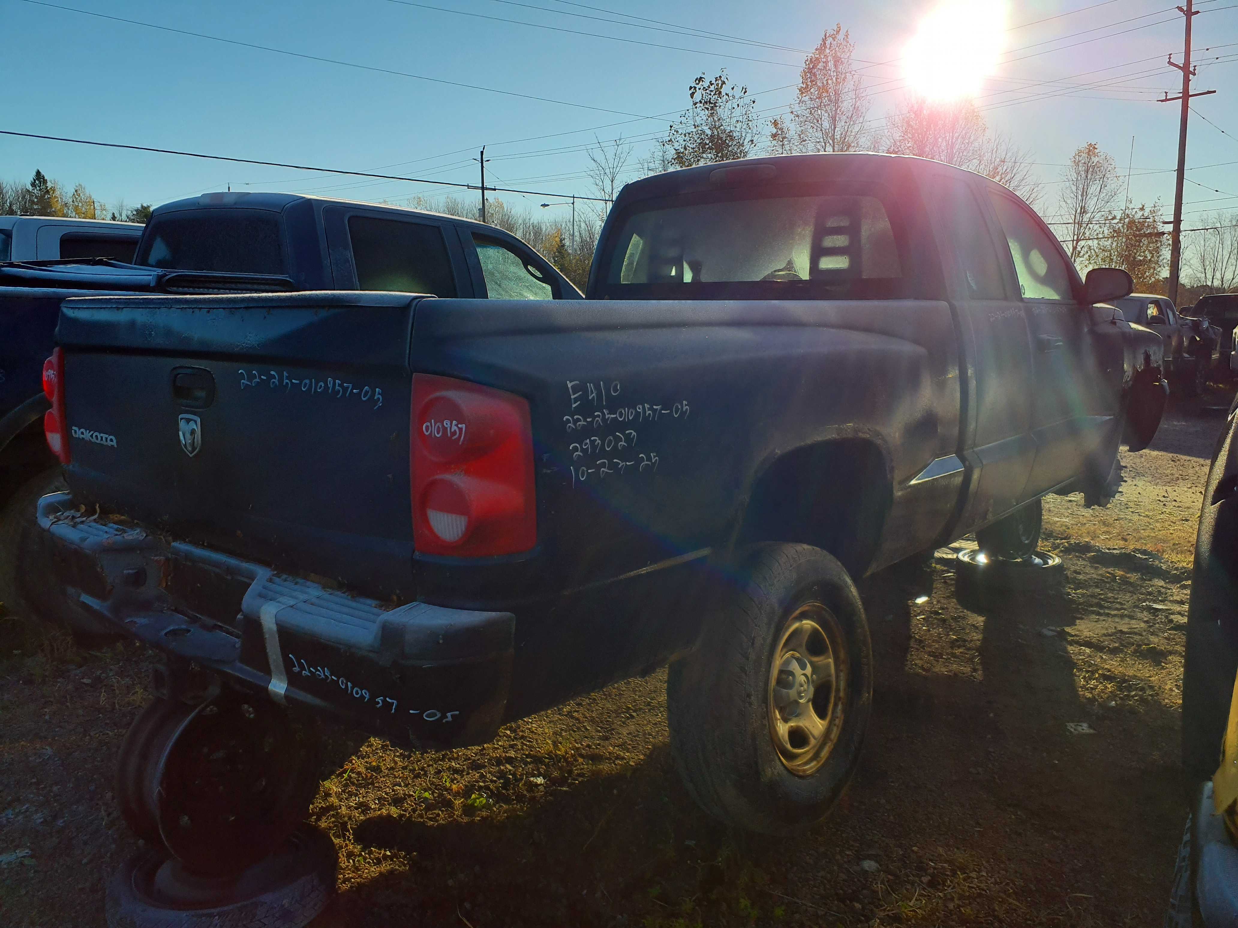 DODGE DAKOTA 2005