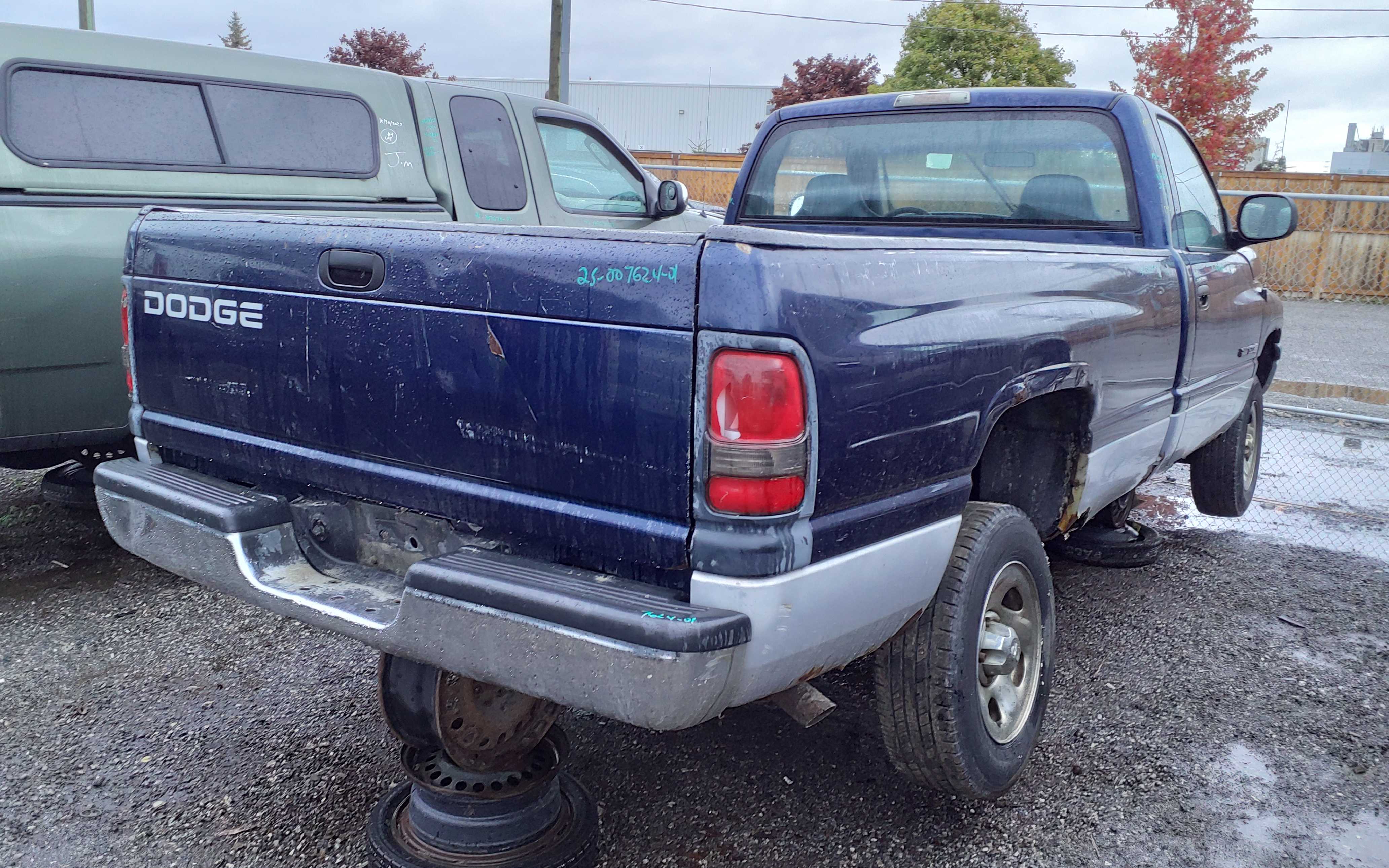 DODGE RAM 1500 2001