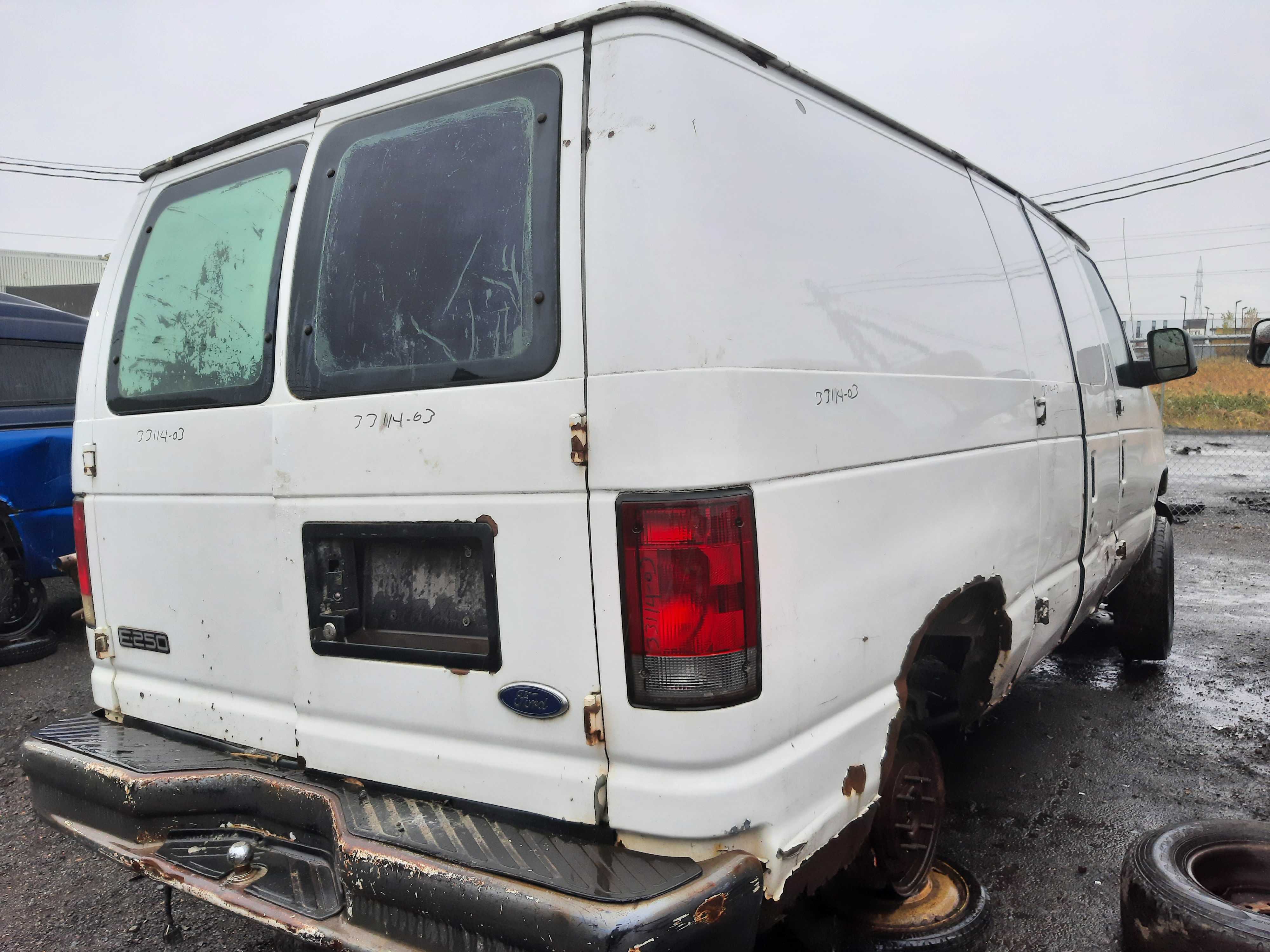 FORD ECONOLINE 2003