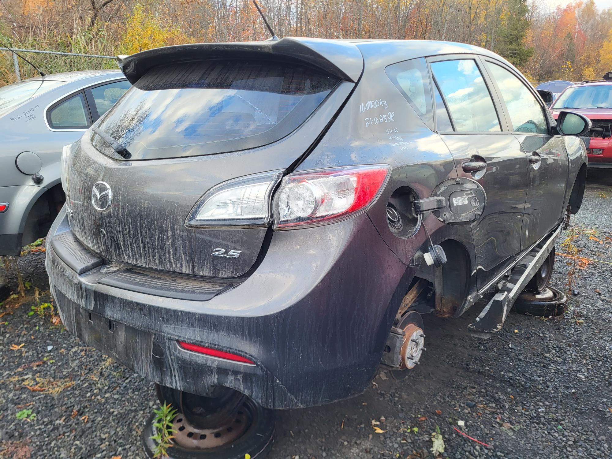 MAZDA MAZDA3 2010