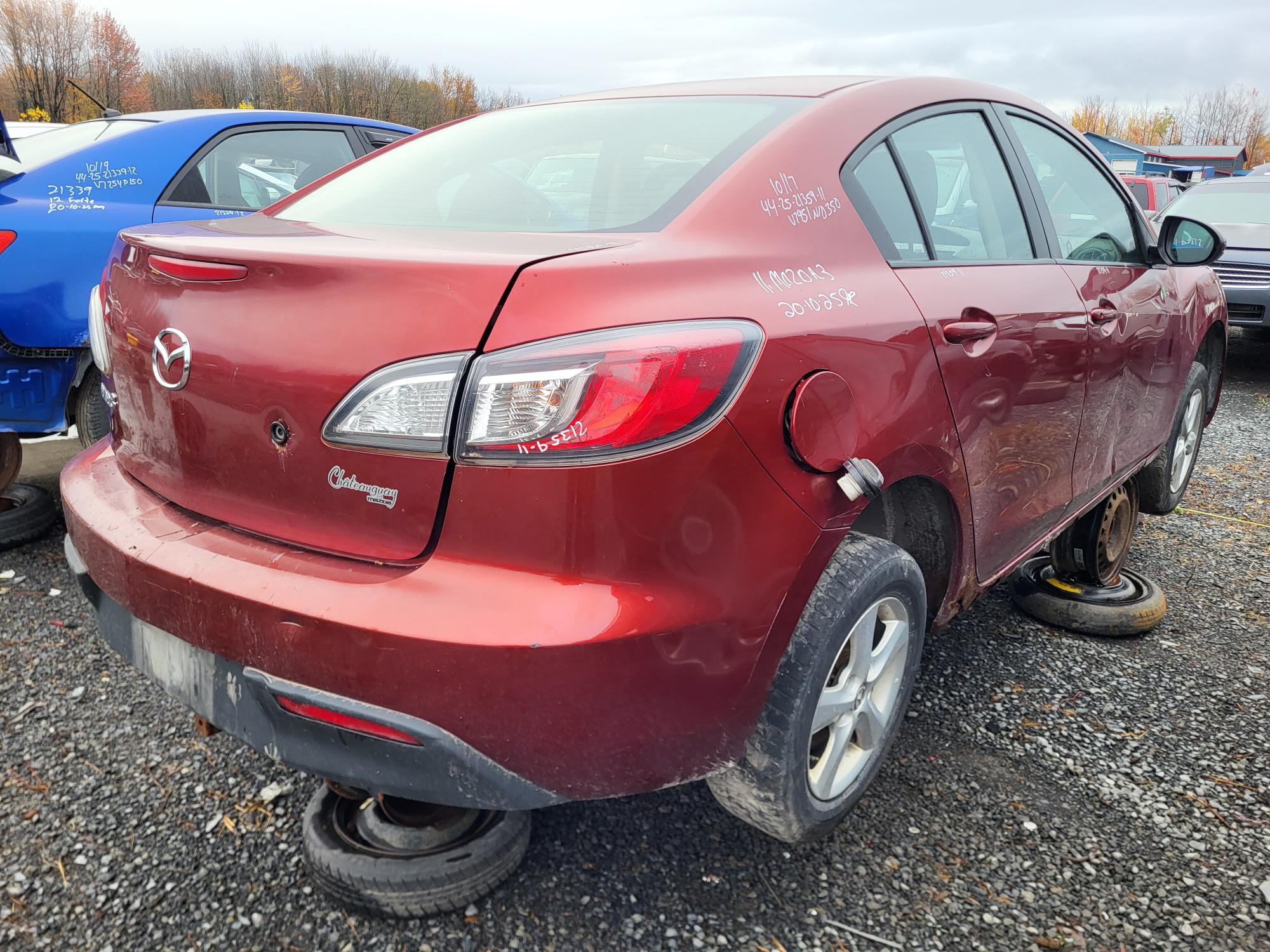 MAZDA MAZDA3 2011