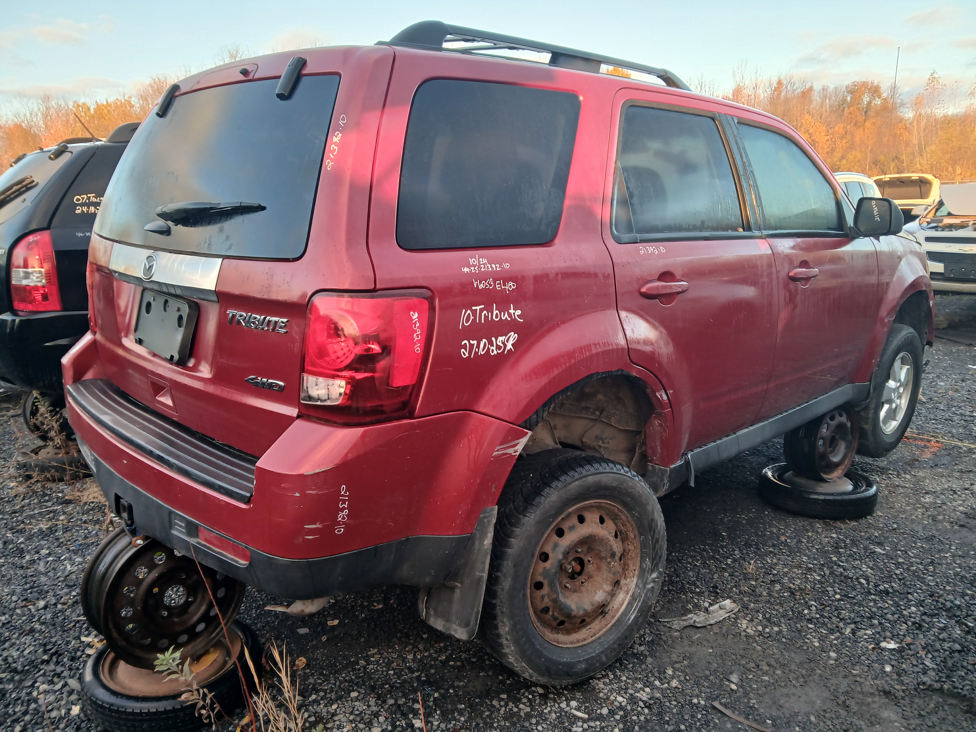 MAZDA TRIBUTE 2010