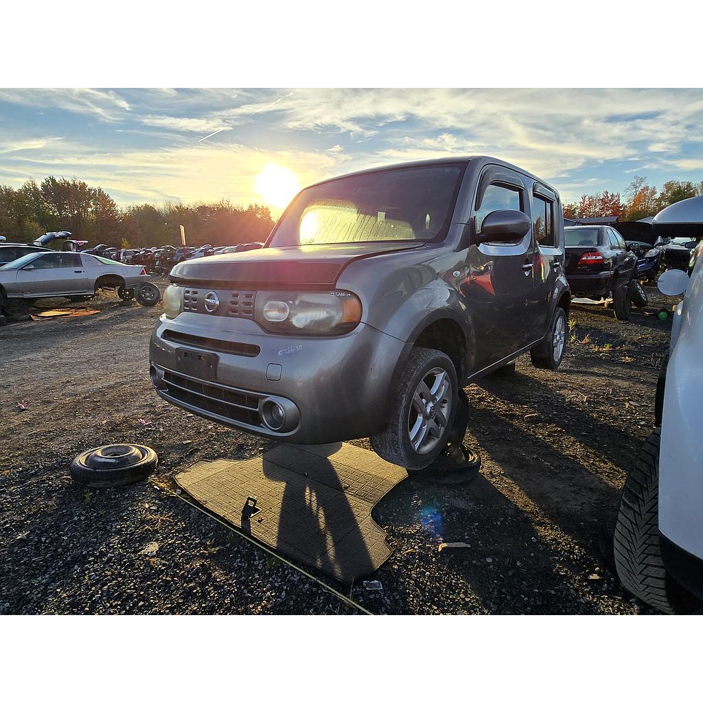 NISSAN CUBE 2010