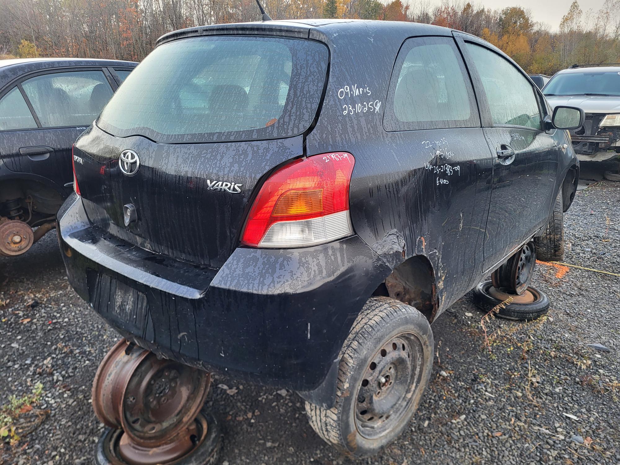 TOYOTA YARIS 2009