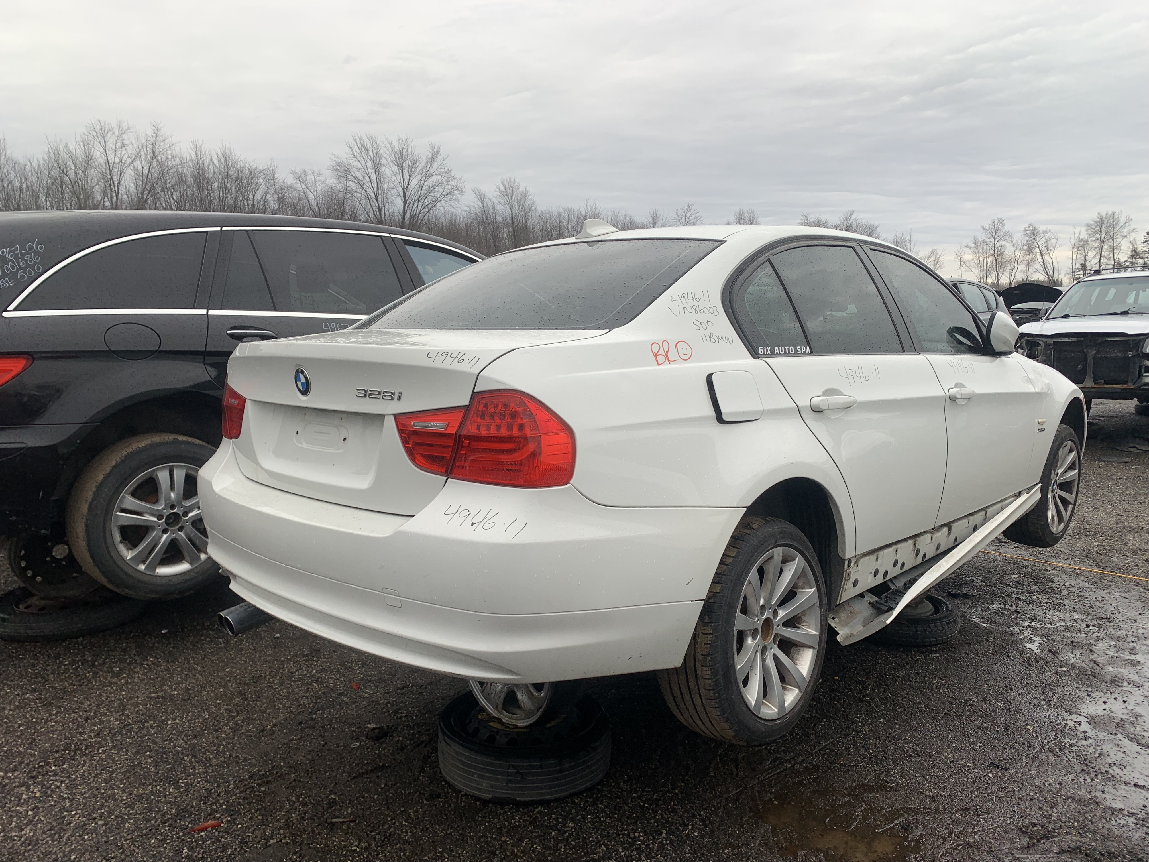 BMW 328 2011