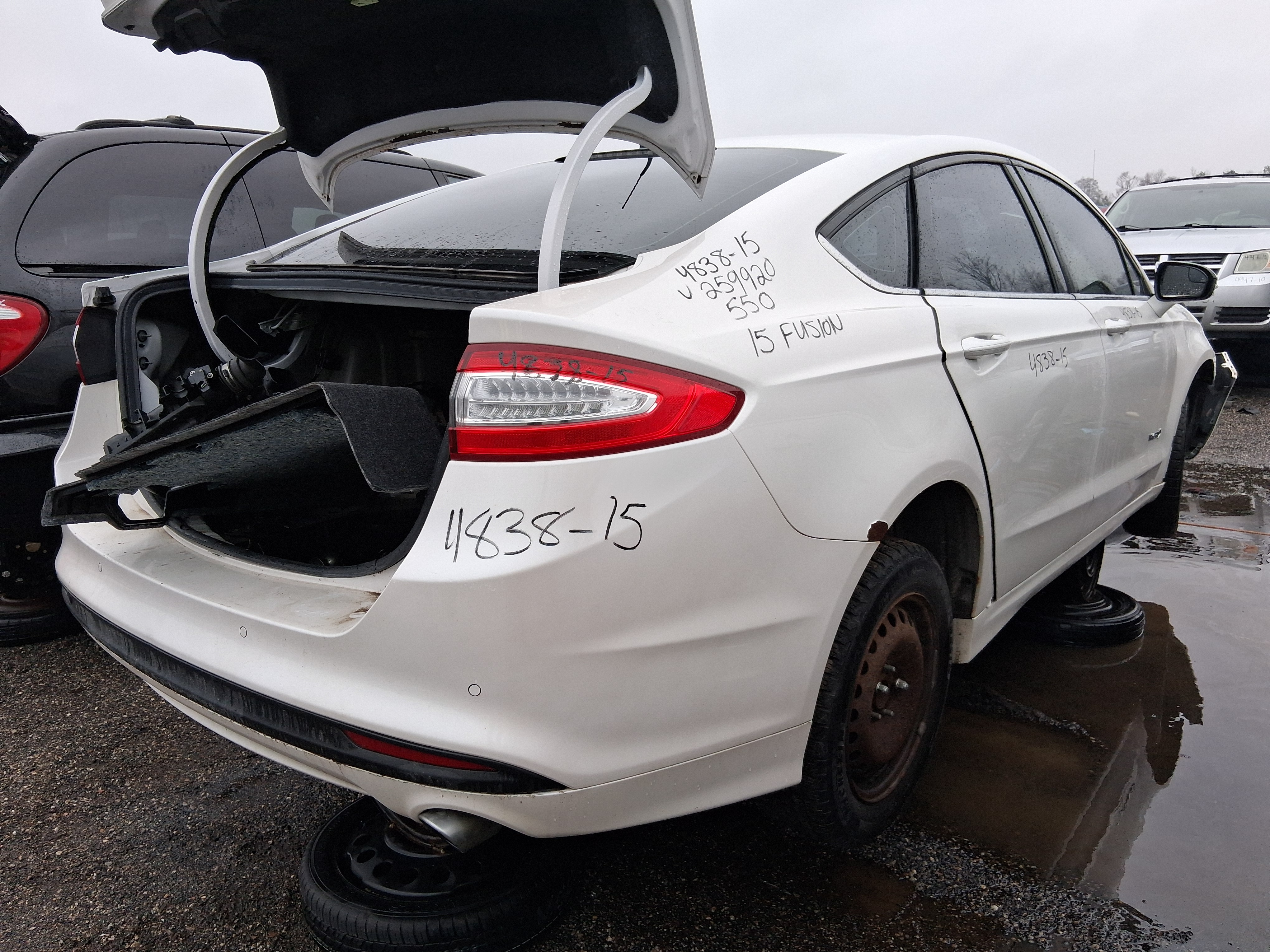 FORD FUSION 2015
