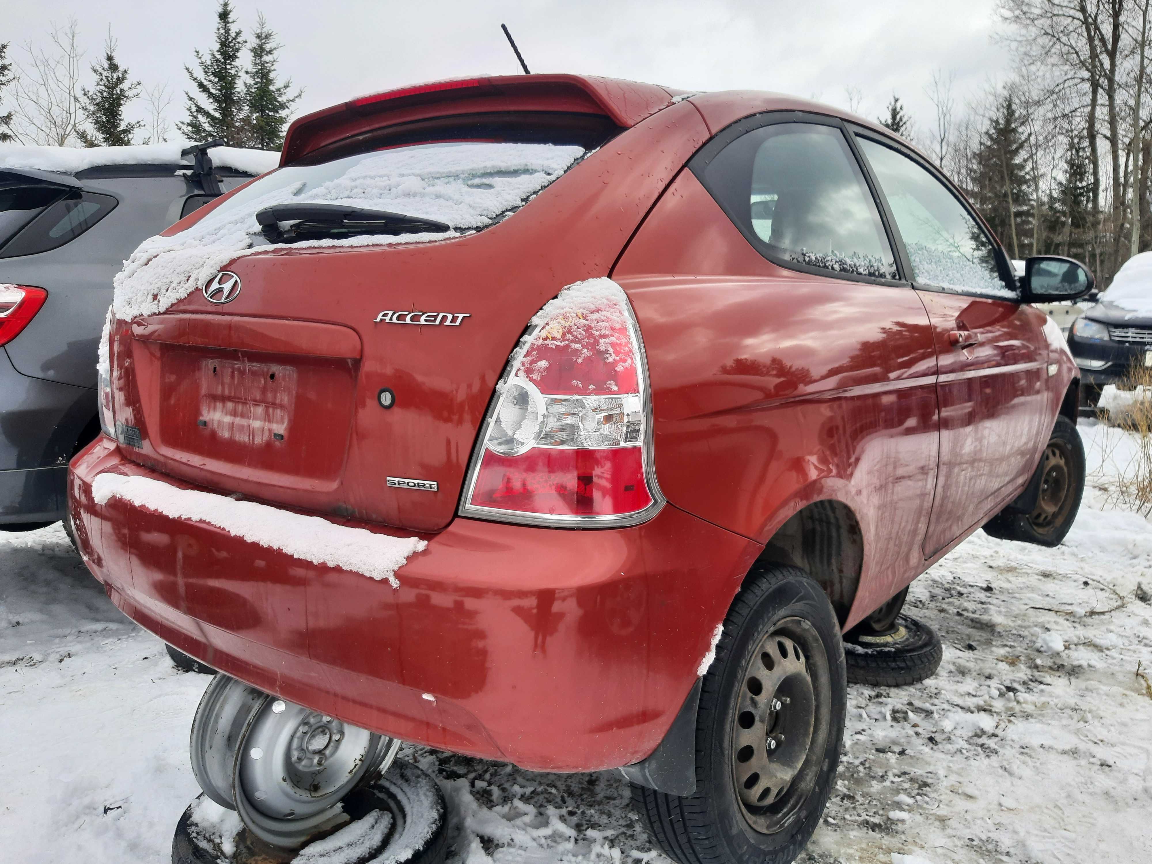 HYUNDAI ACCENT 2009