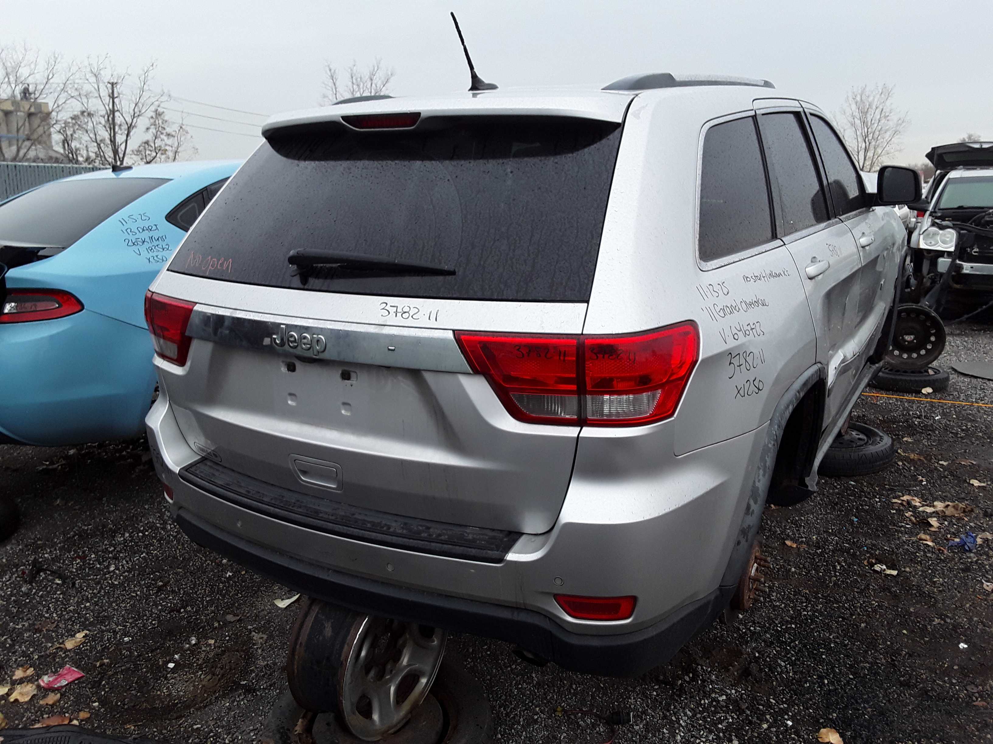 JEEP GRAND CHEROKEE 2011