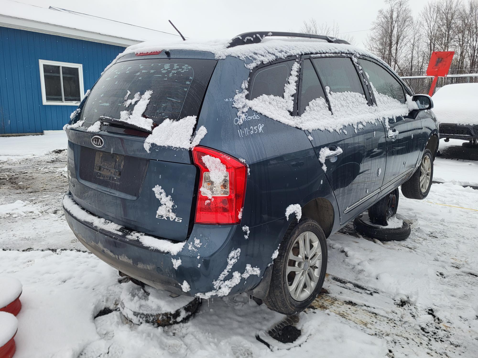 KIA RONDO 2009