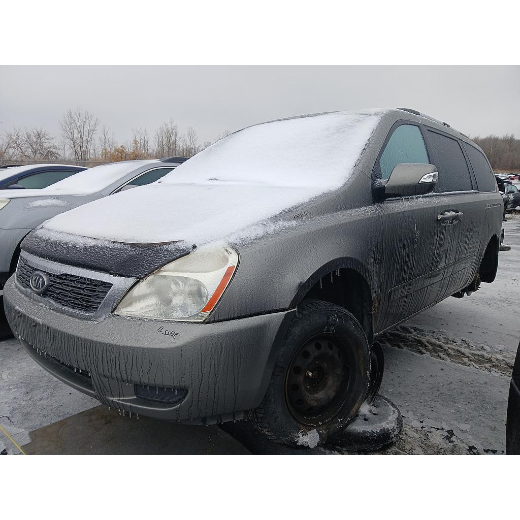 KIA SEDONA 2011