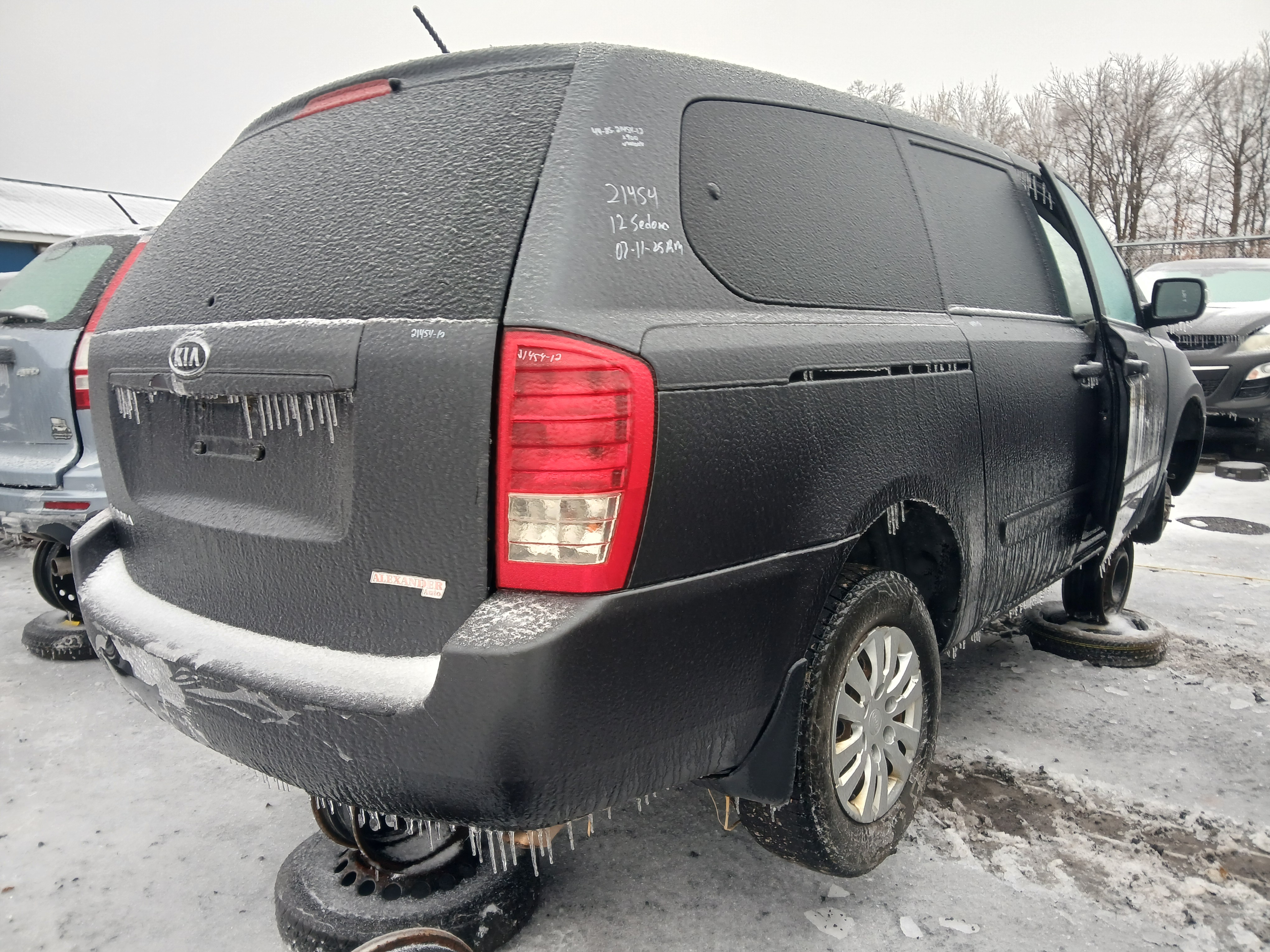 KIA SEDONA 2012