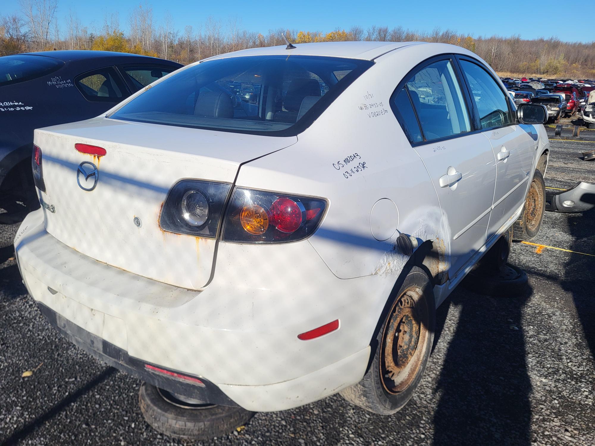 MAZDA MAZDA3 2005