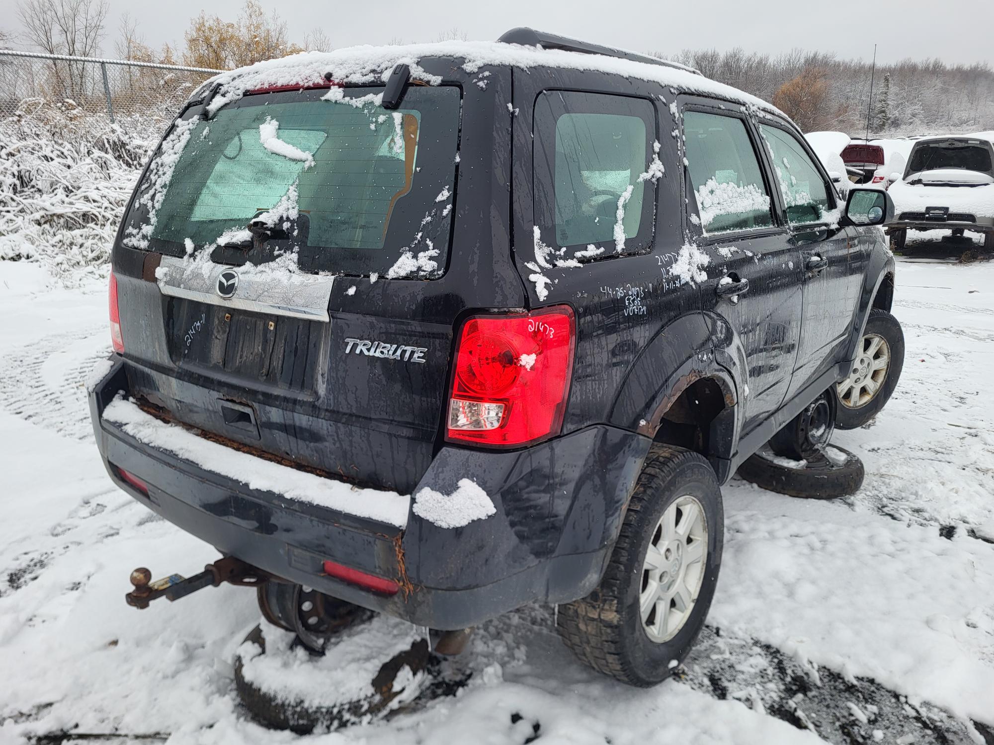 MAZDA TRIBUTE 2011