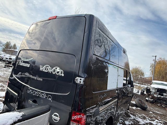 NISSAN NV 2012