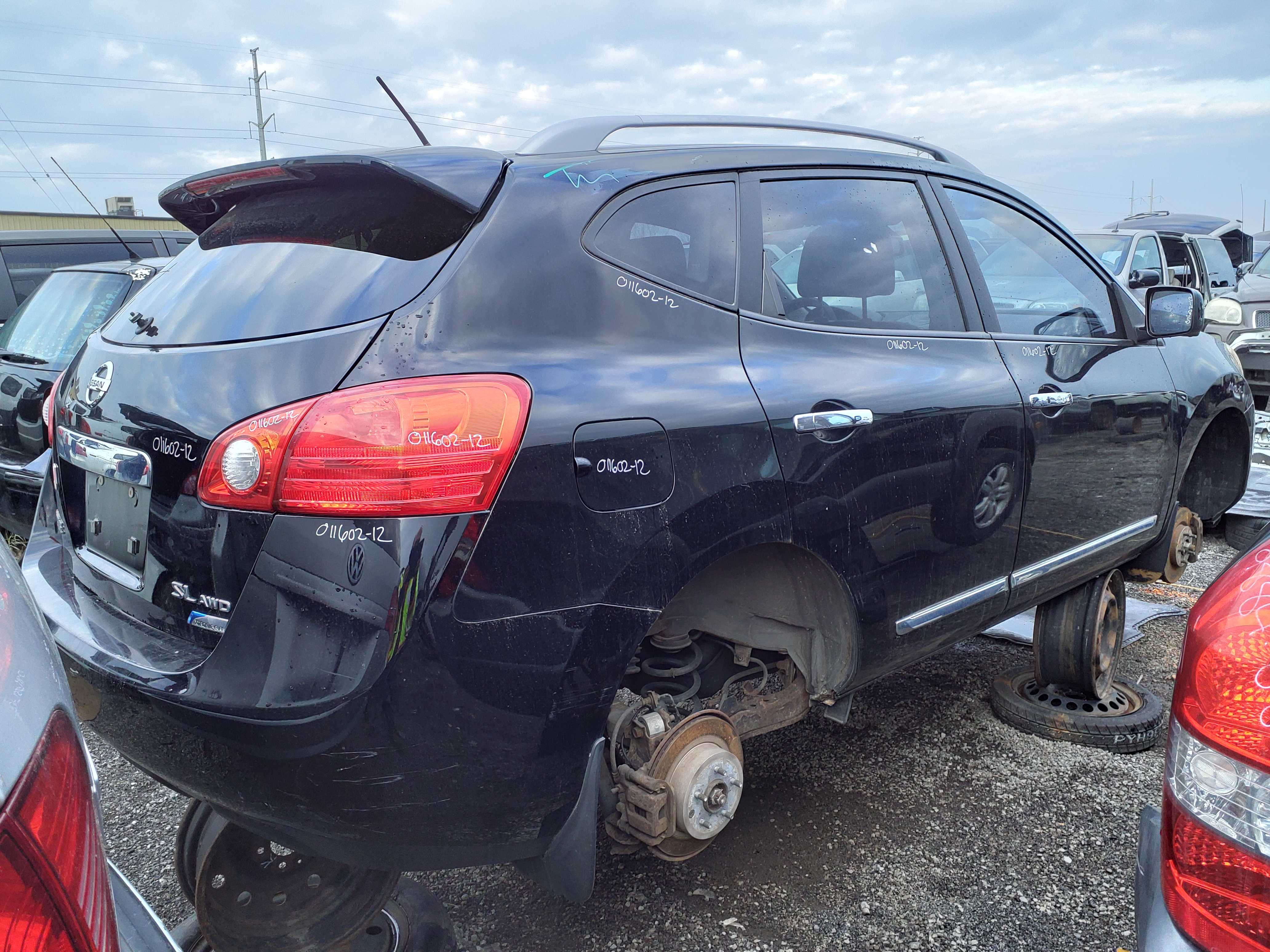 NISSAN ROGUE 2012