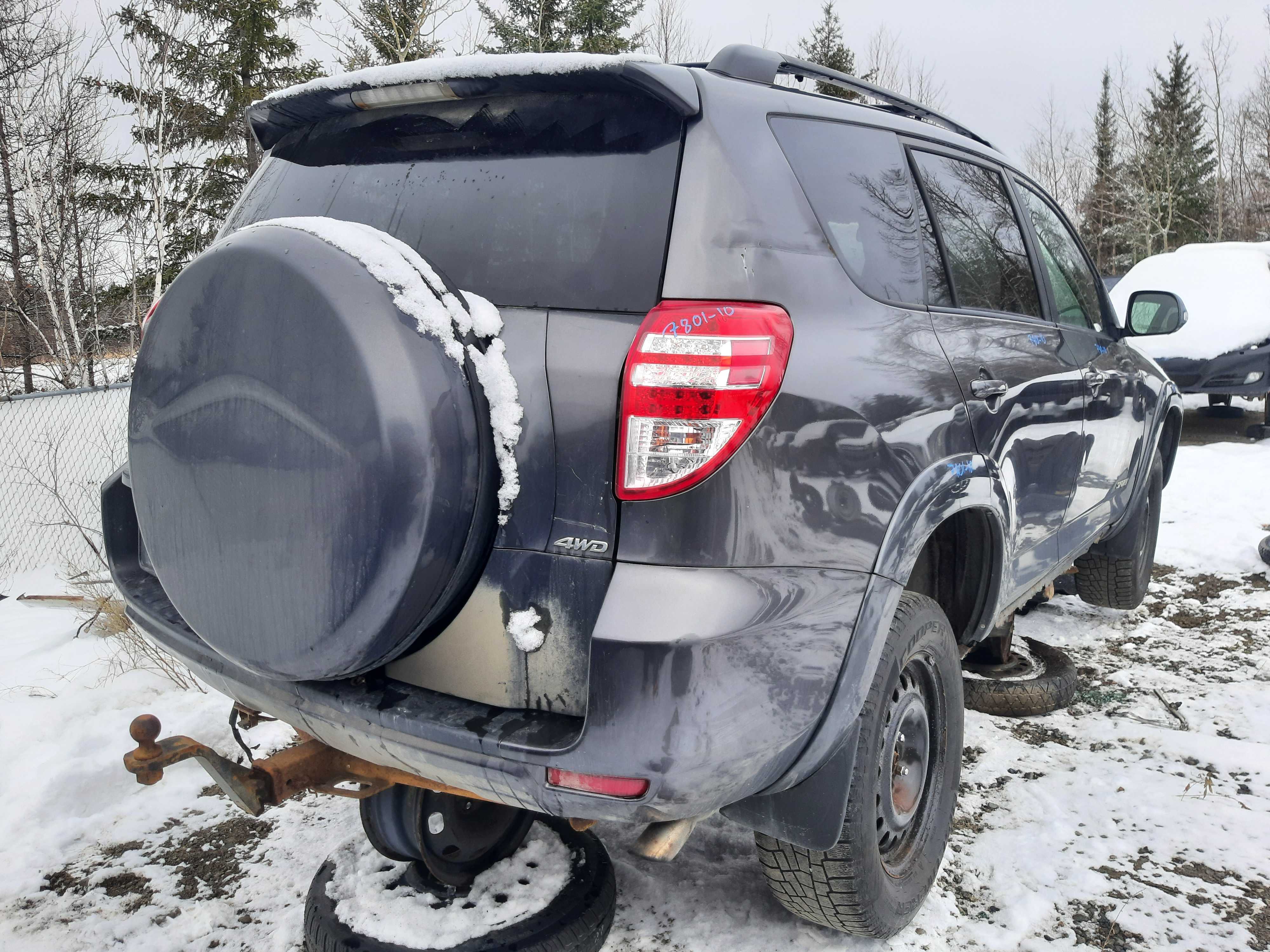 TOYOTA RAV4 2010
