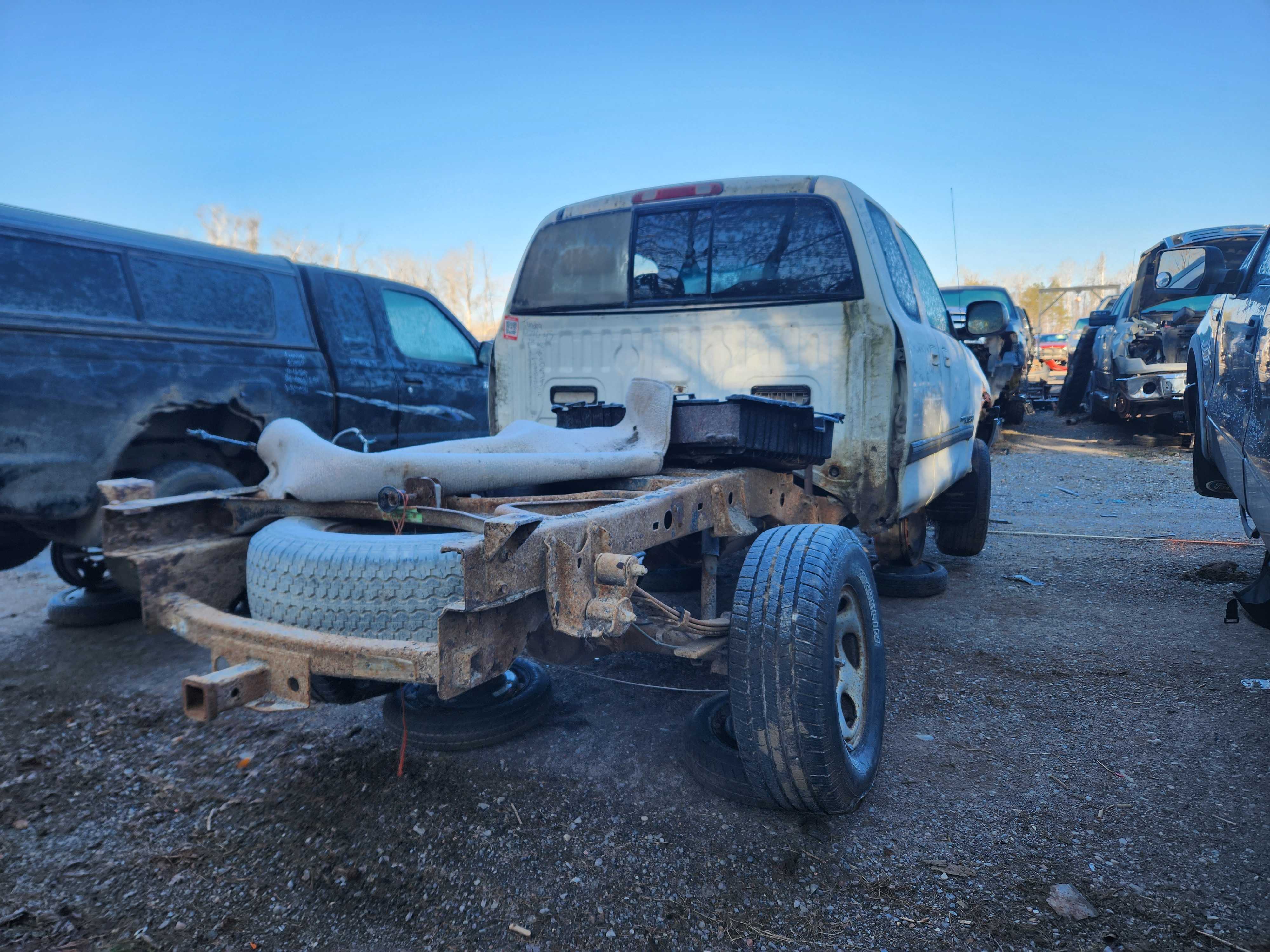 TOYOTA TUNDRA 2000