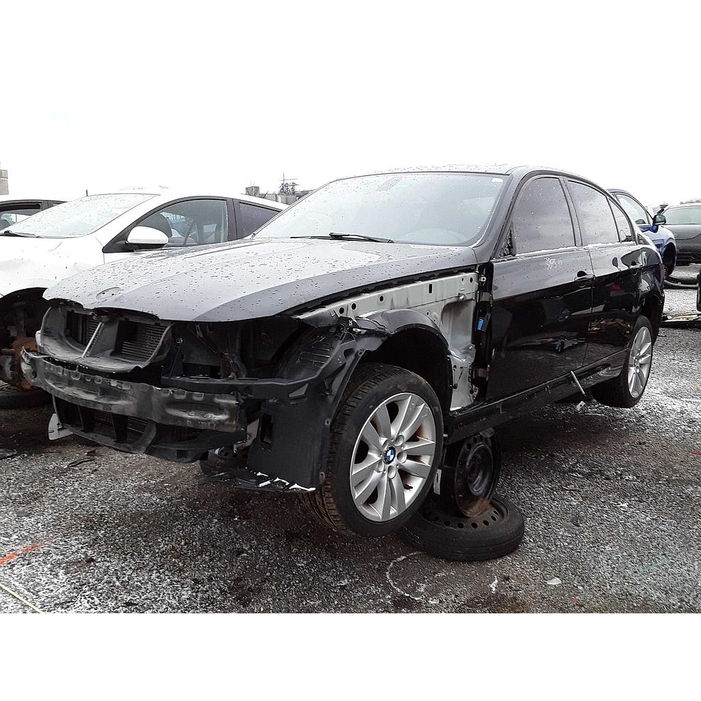 BMW 323 2011
