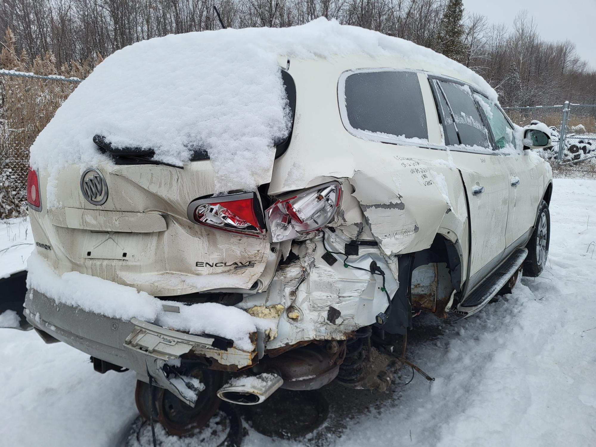 BUICK ENCLAVE 2011