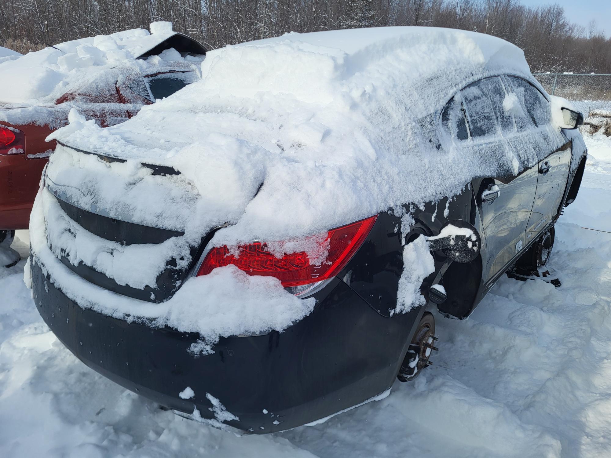 BUICK LACROSSE 2011