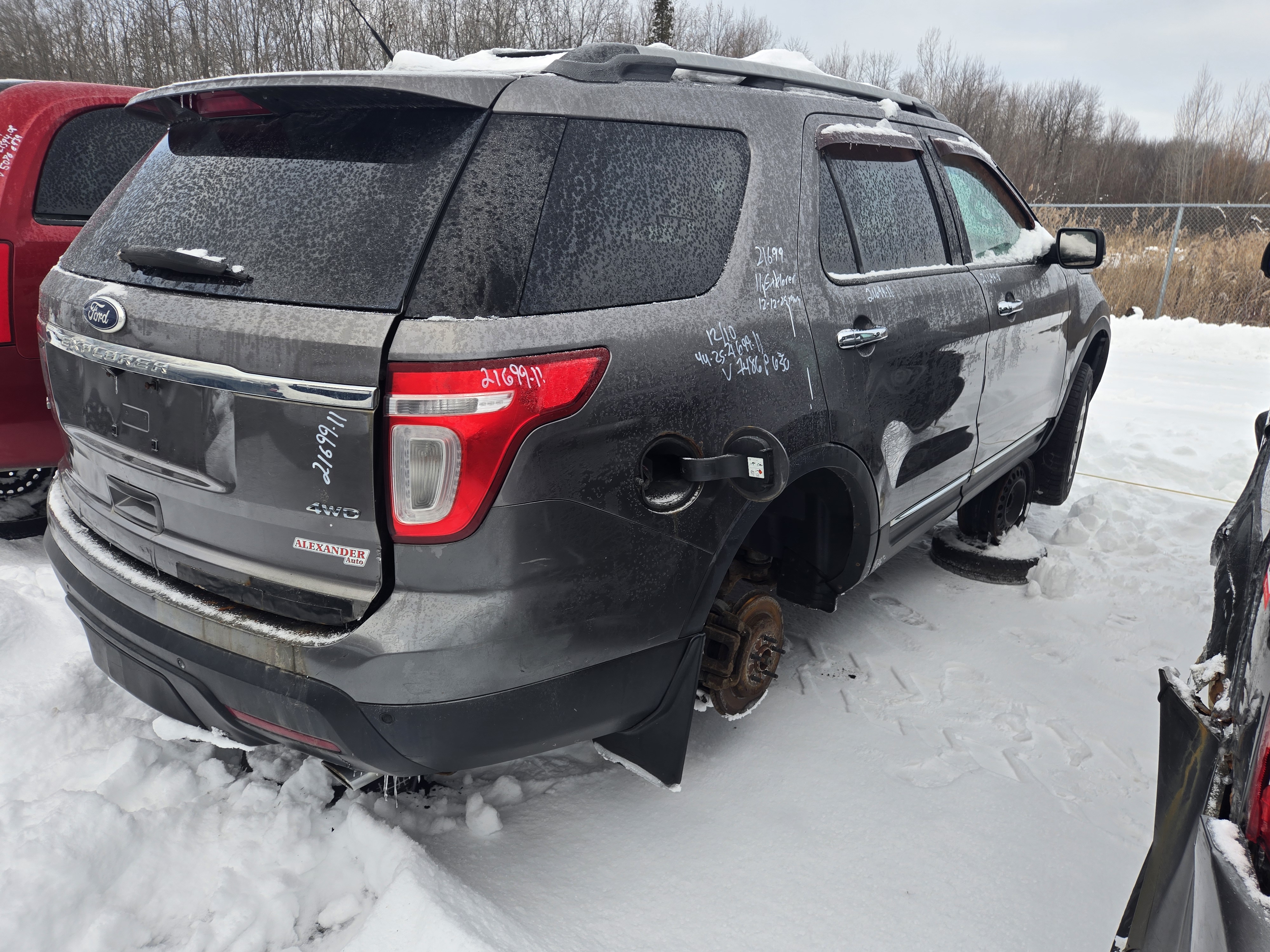 FORD EXPLORER 2011