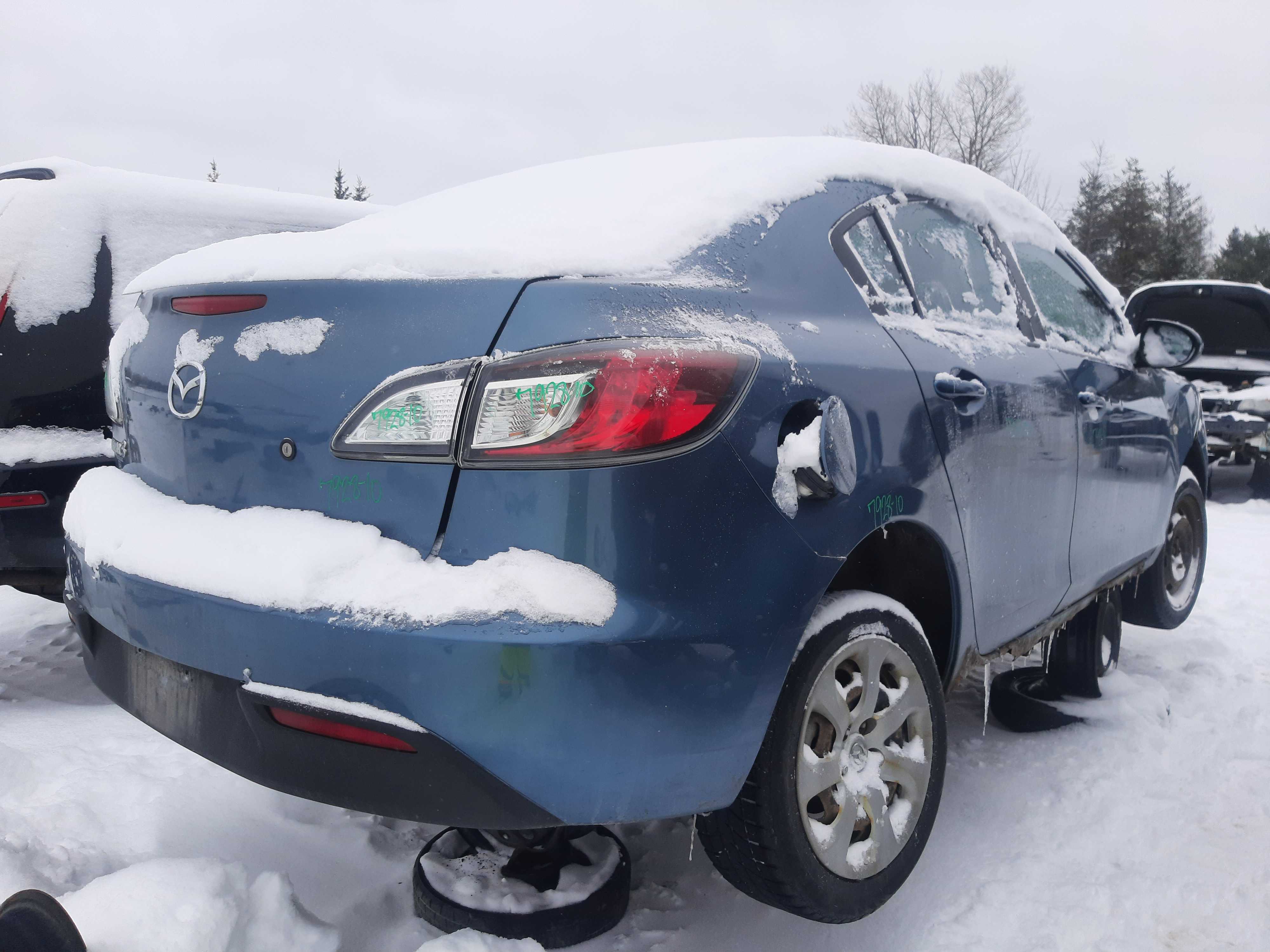 MAZDA MAZDA3 2010