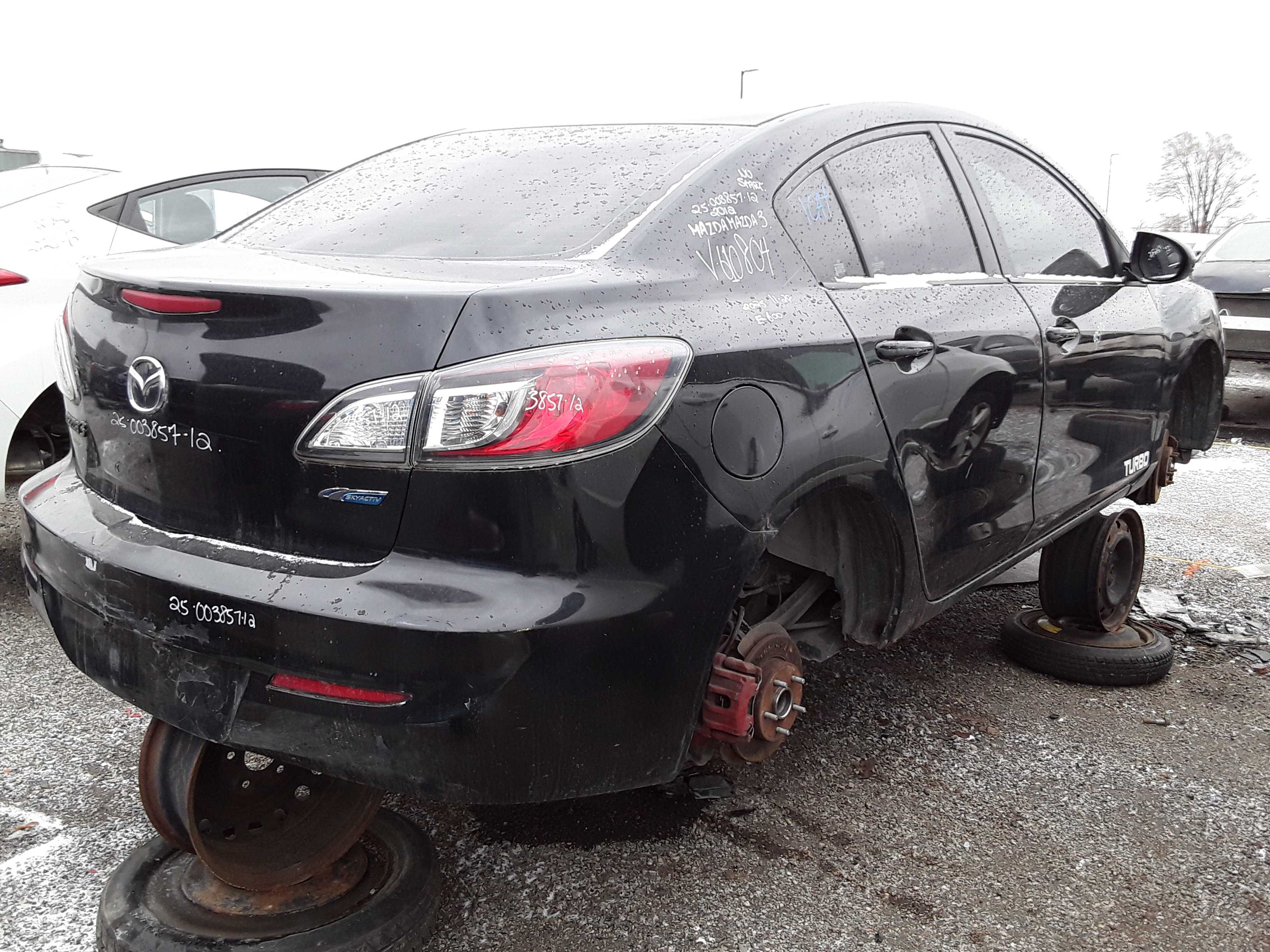 MAZDA MAZDA3 2012